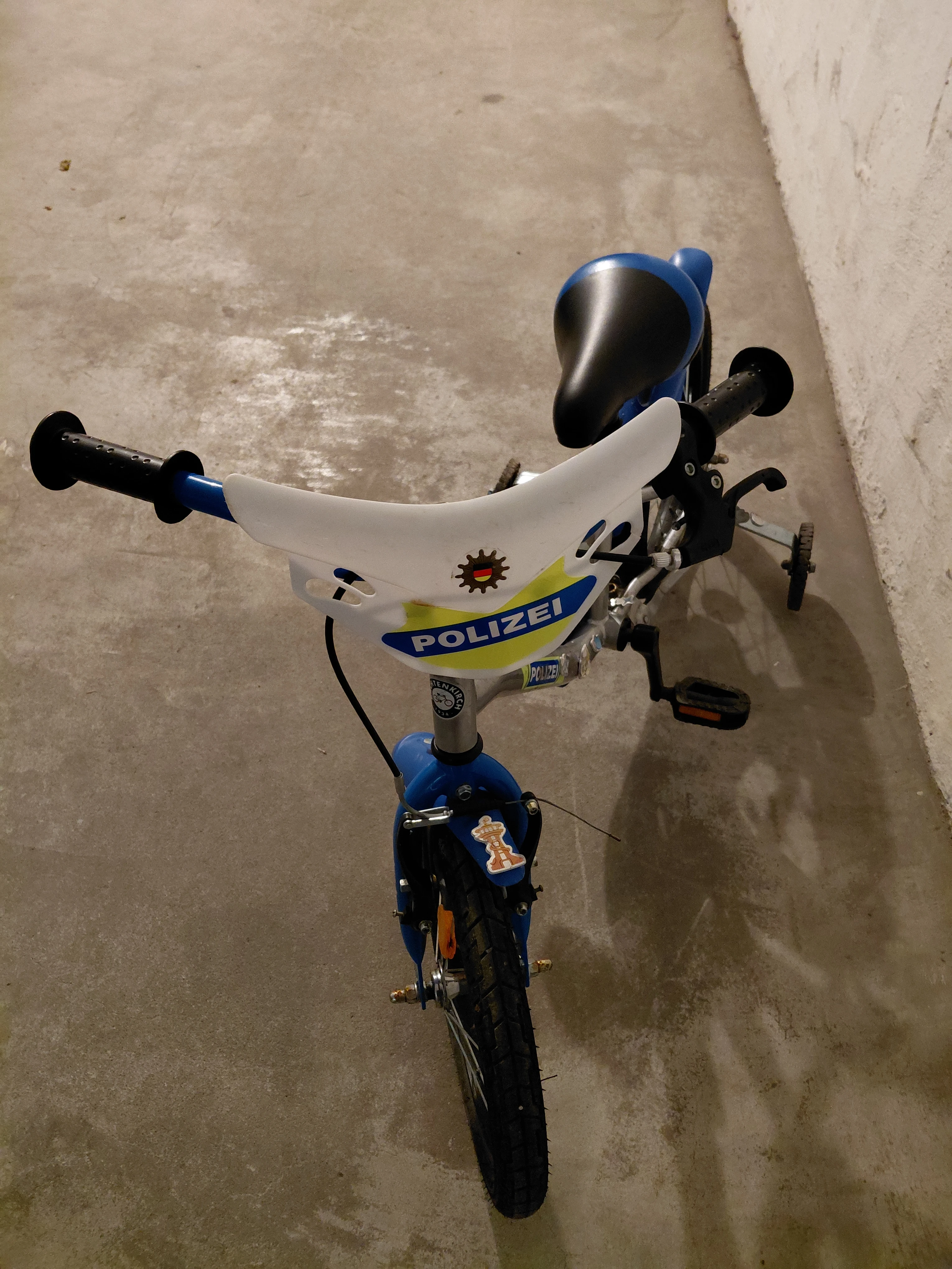 Polizeirad Kind