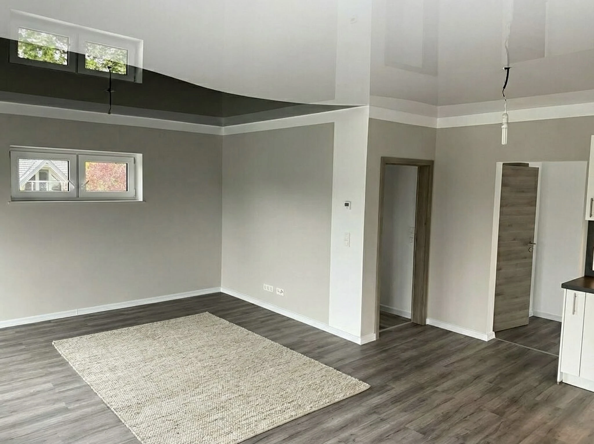 Wohnzimmer m. offener Küche