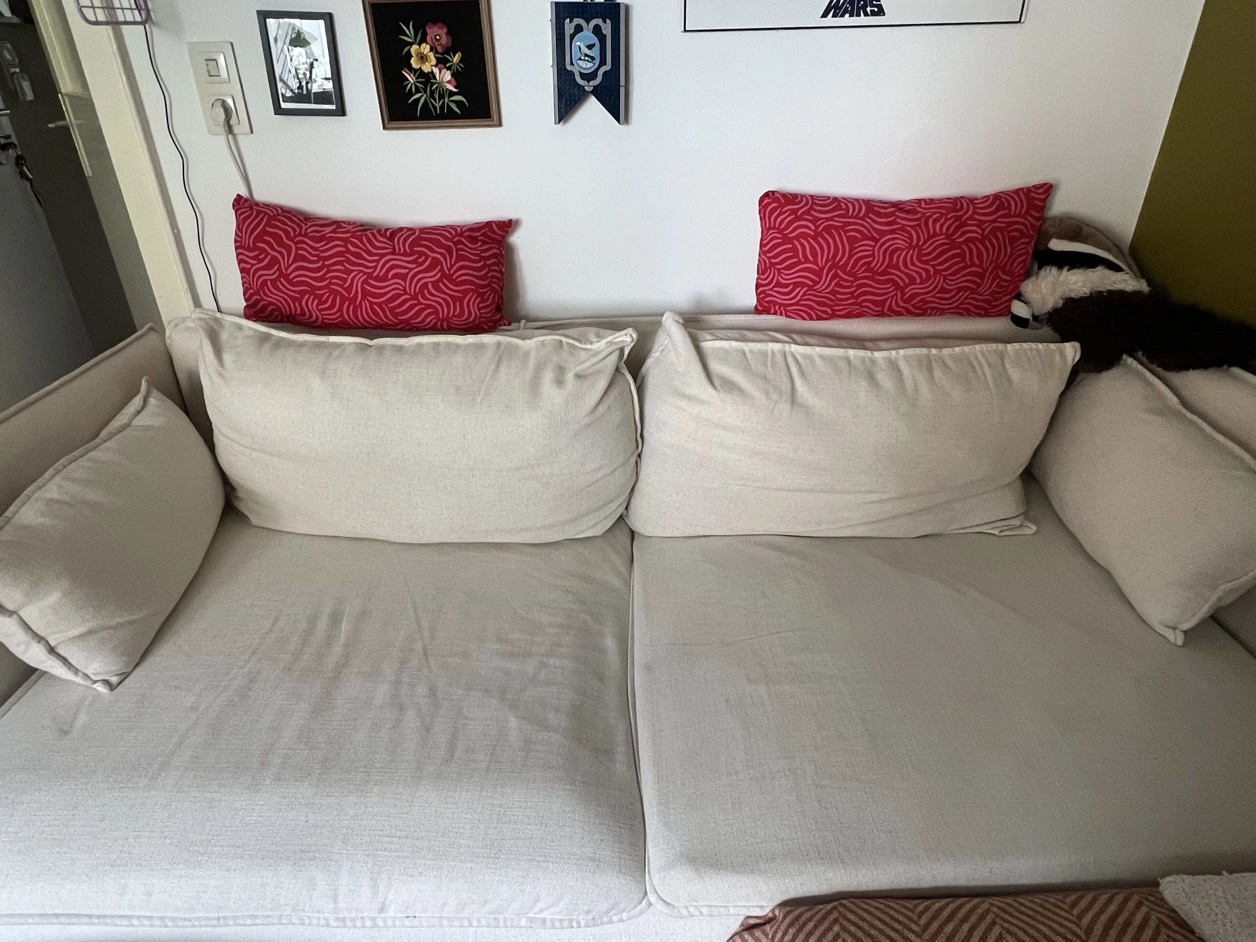 Sofa ohne Kissen 