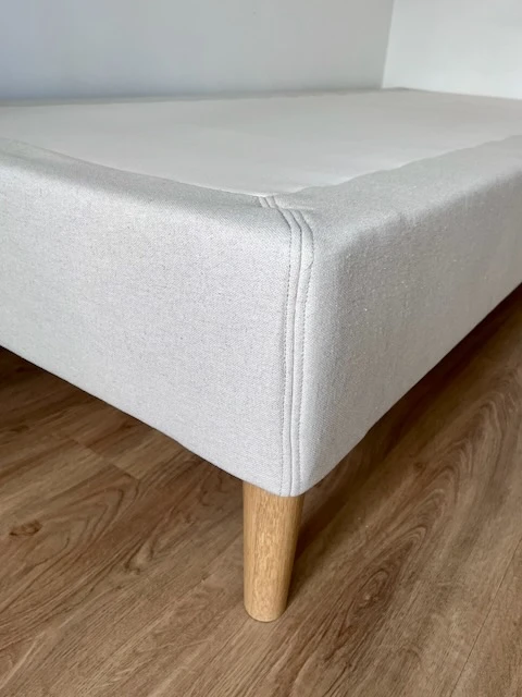 Holzbeine