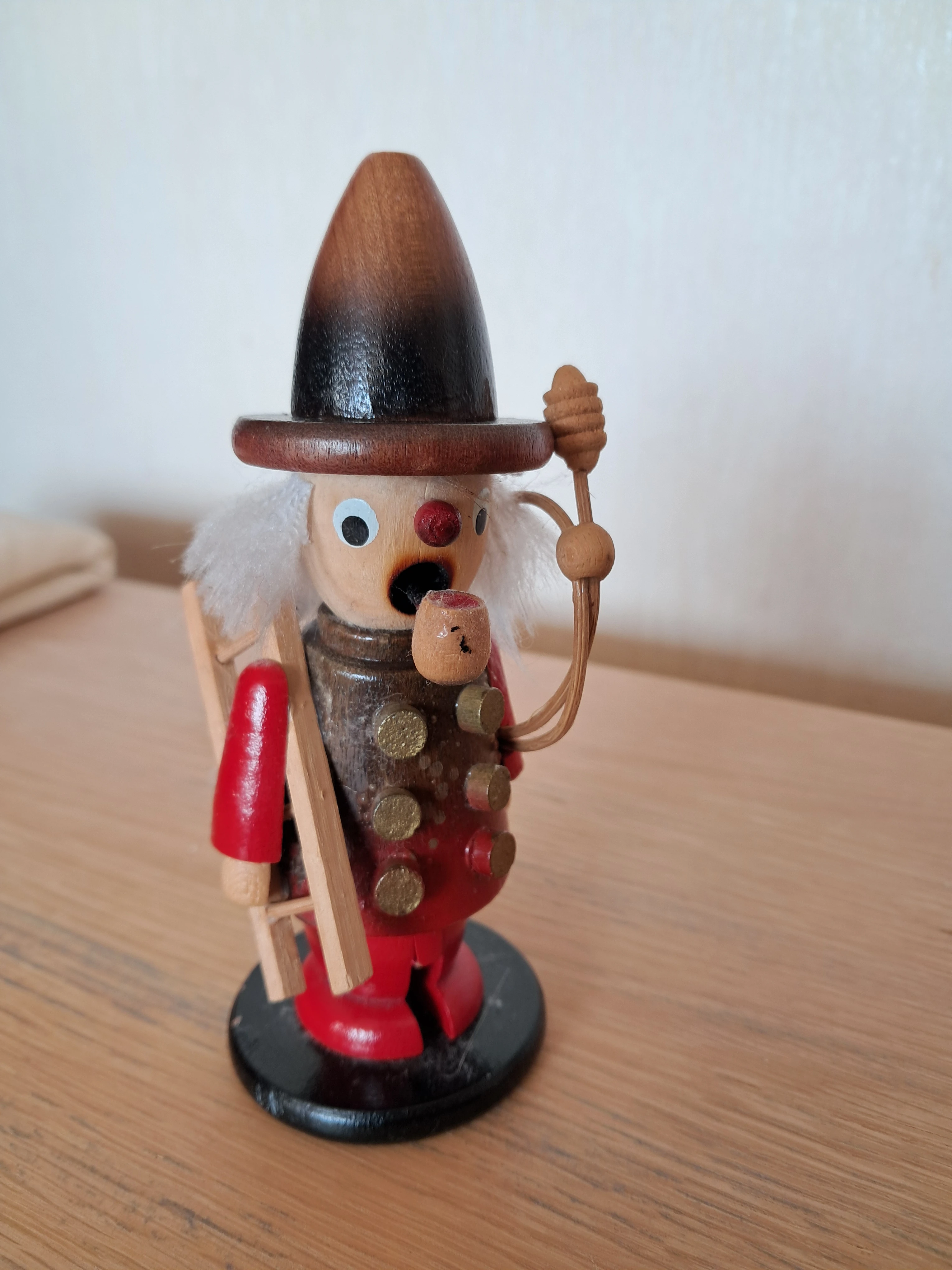 Erzgebirge Räuchermännchen