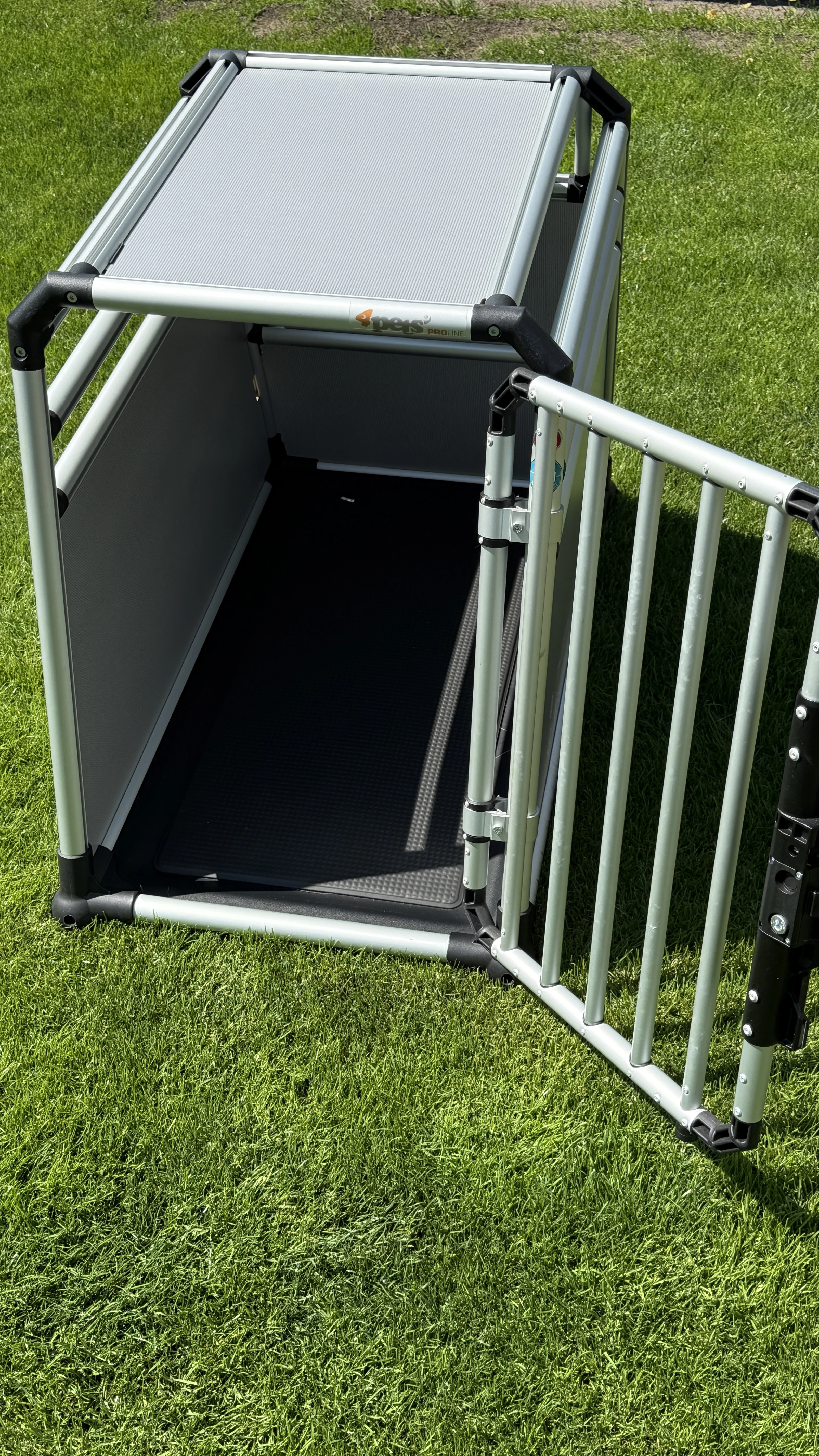 Hundetransportbox