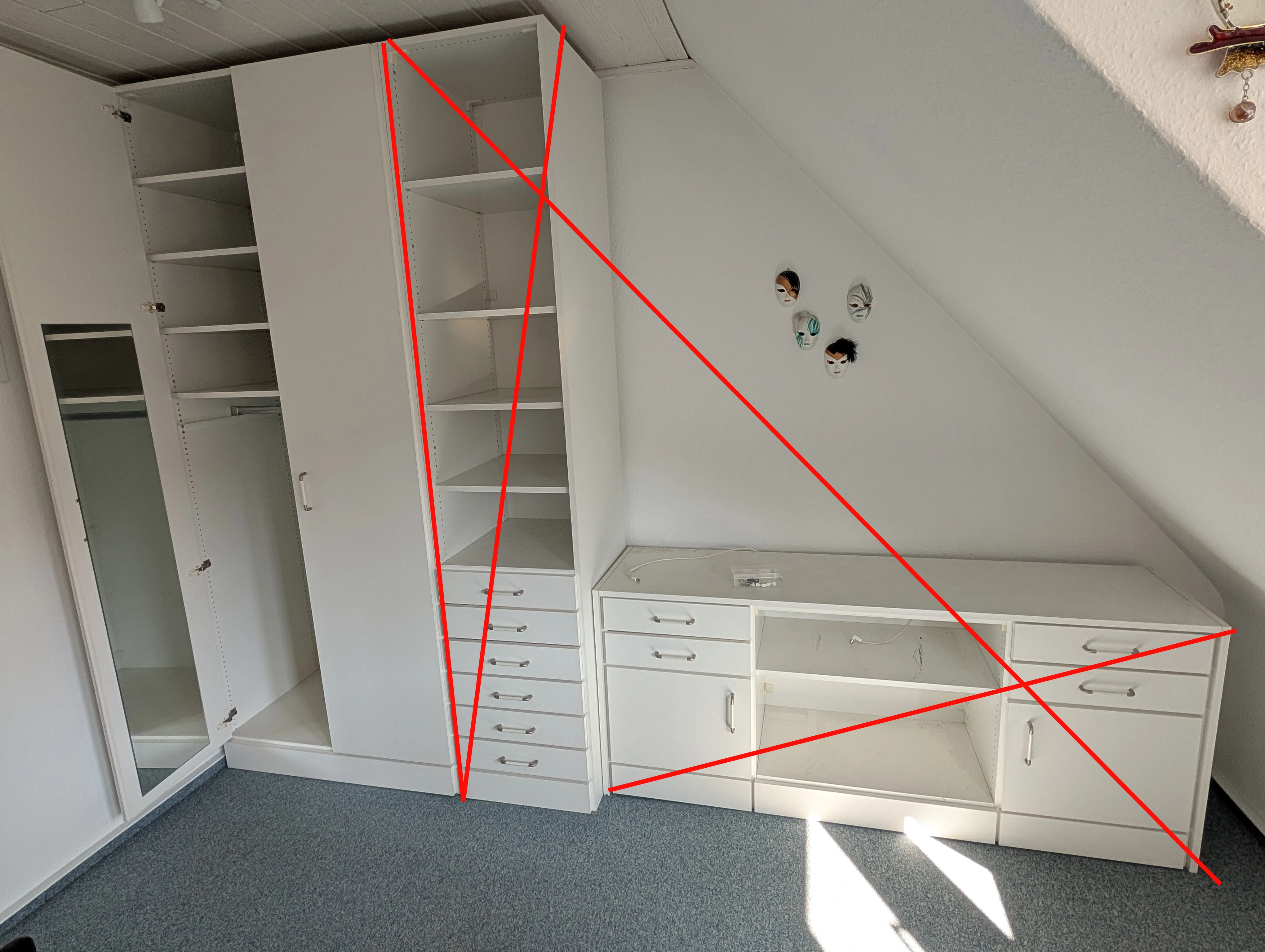 Kleiderschrank 3