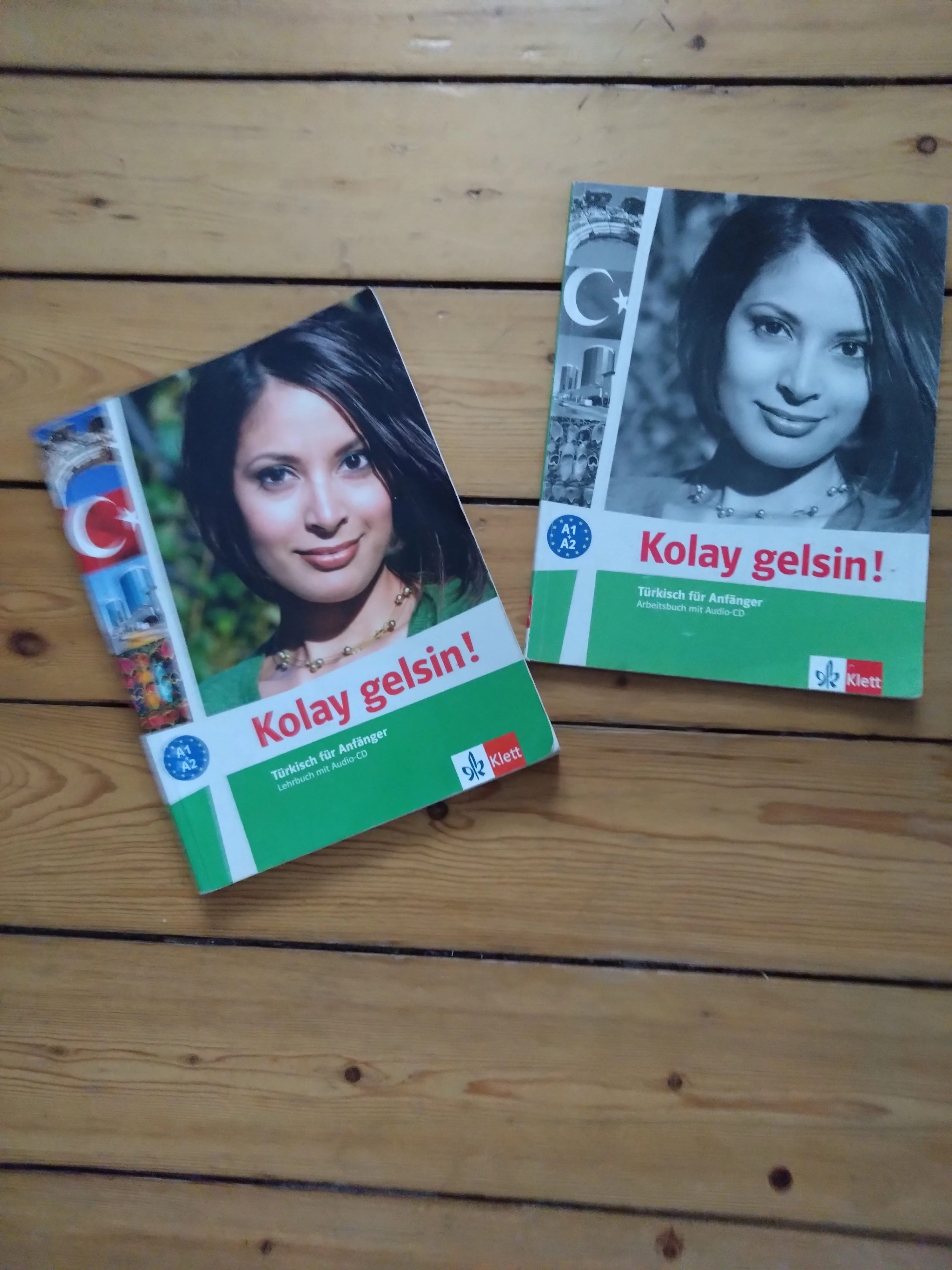 Arbeitsbuch und Lehrbuch