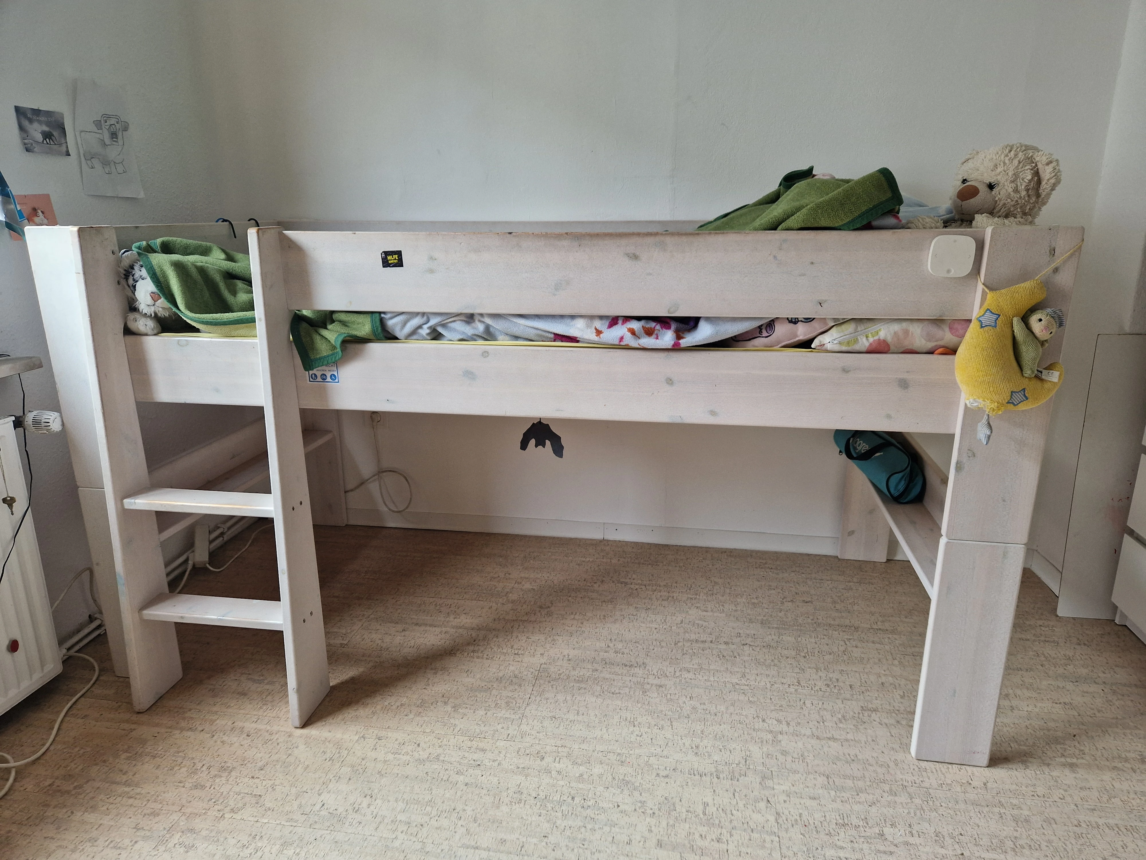 Spielbett 200 lang x 100 breit x 120 hoch