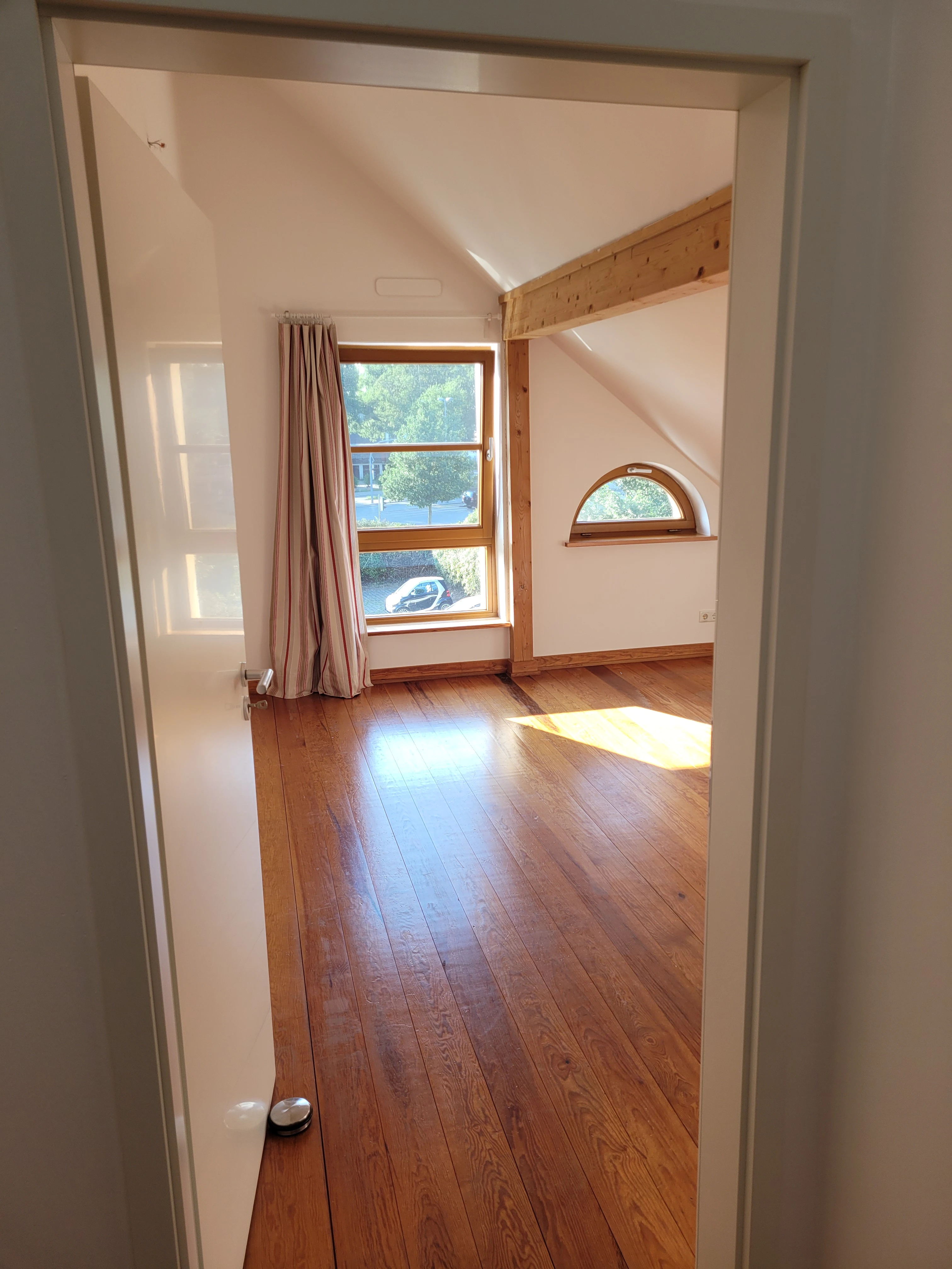 Kinderzimmer-Büro oben