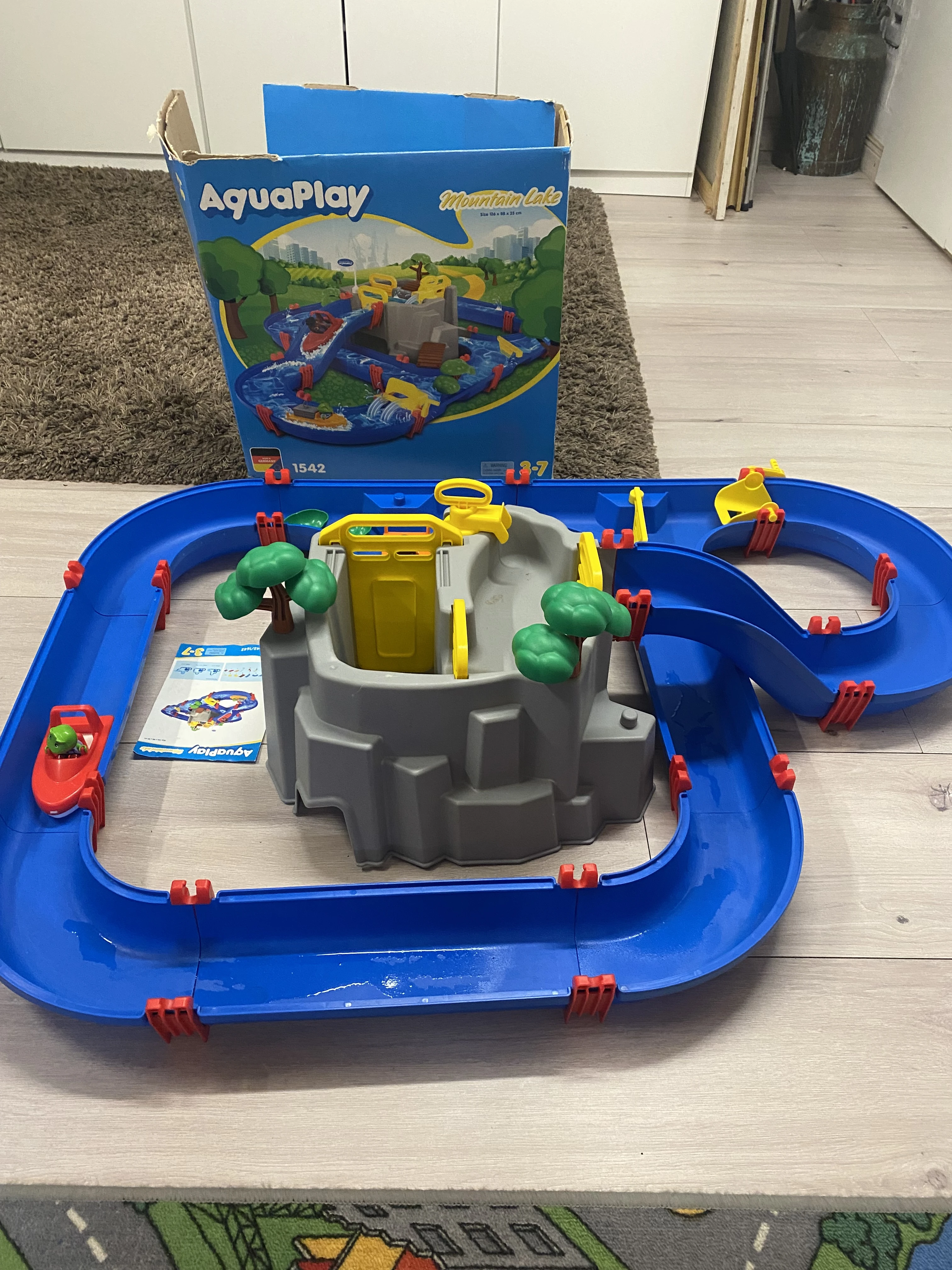 Aqua Play 