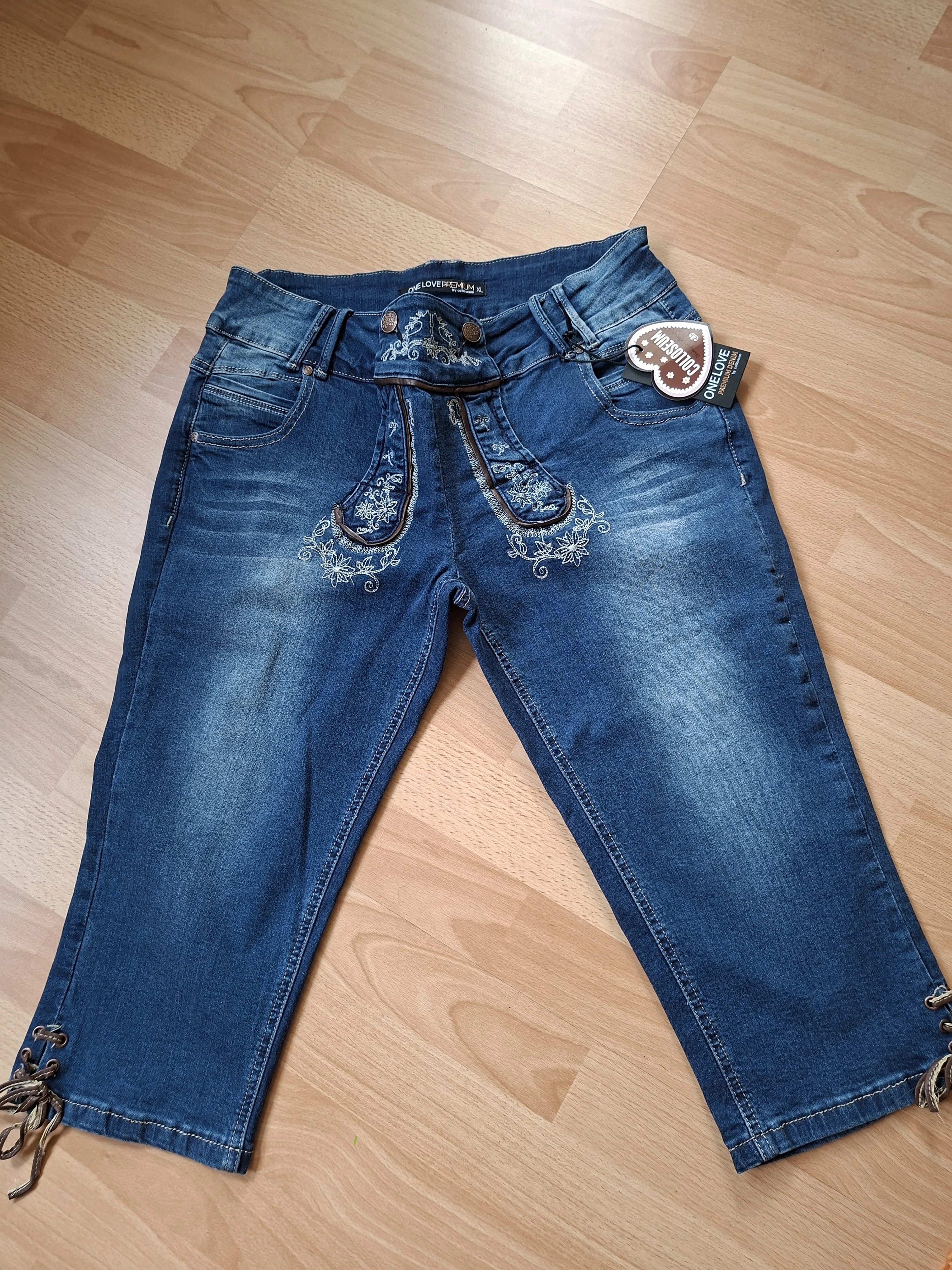 TRACHTENJEANS