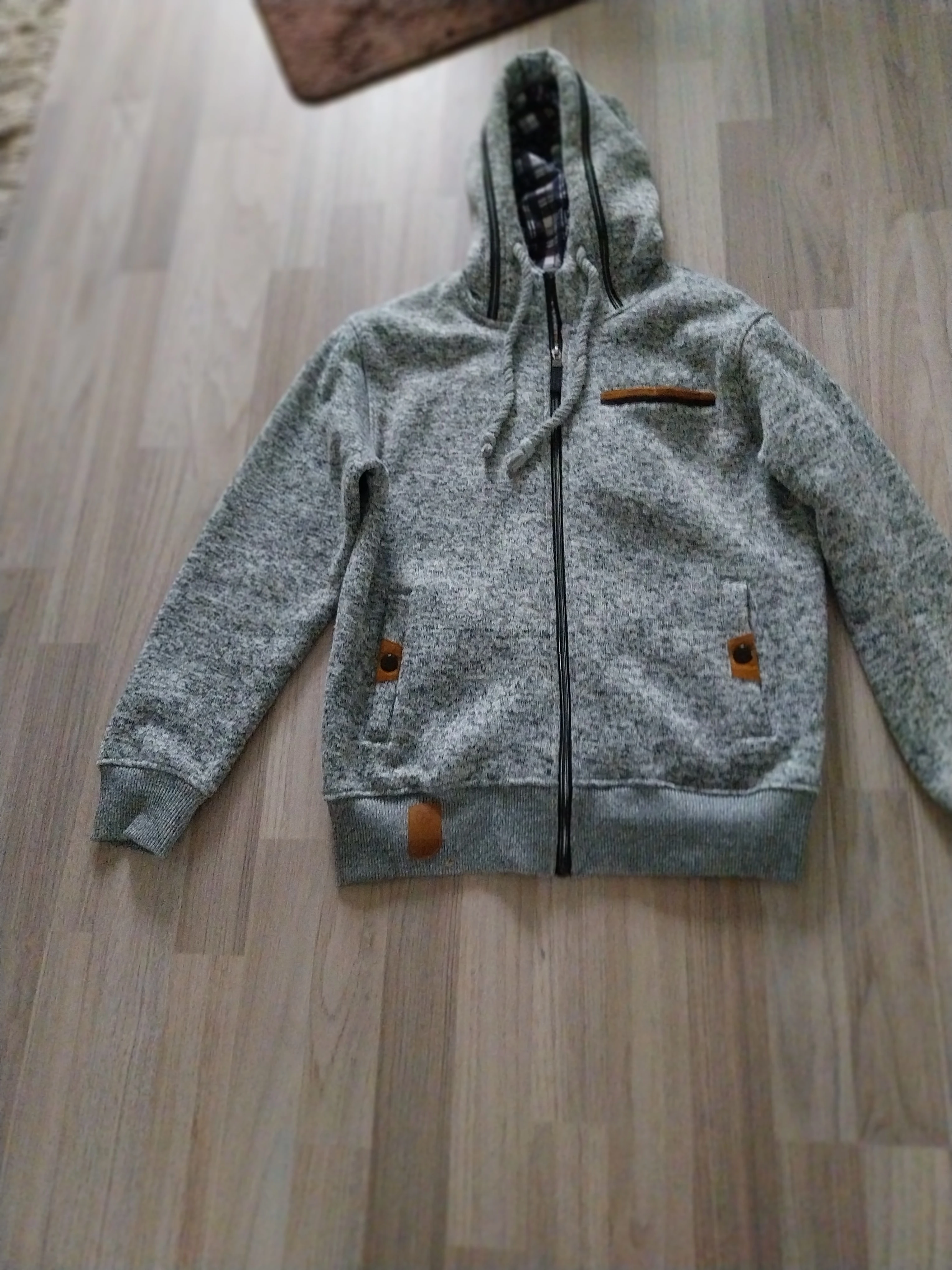 Kapuzenjacke Farbe grau