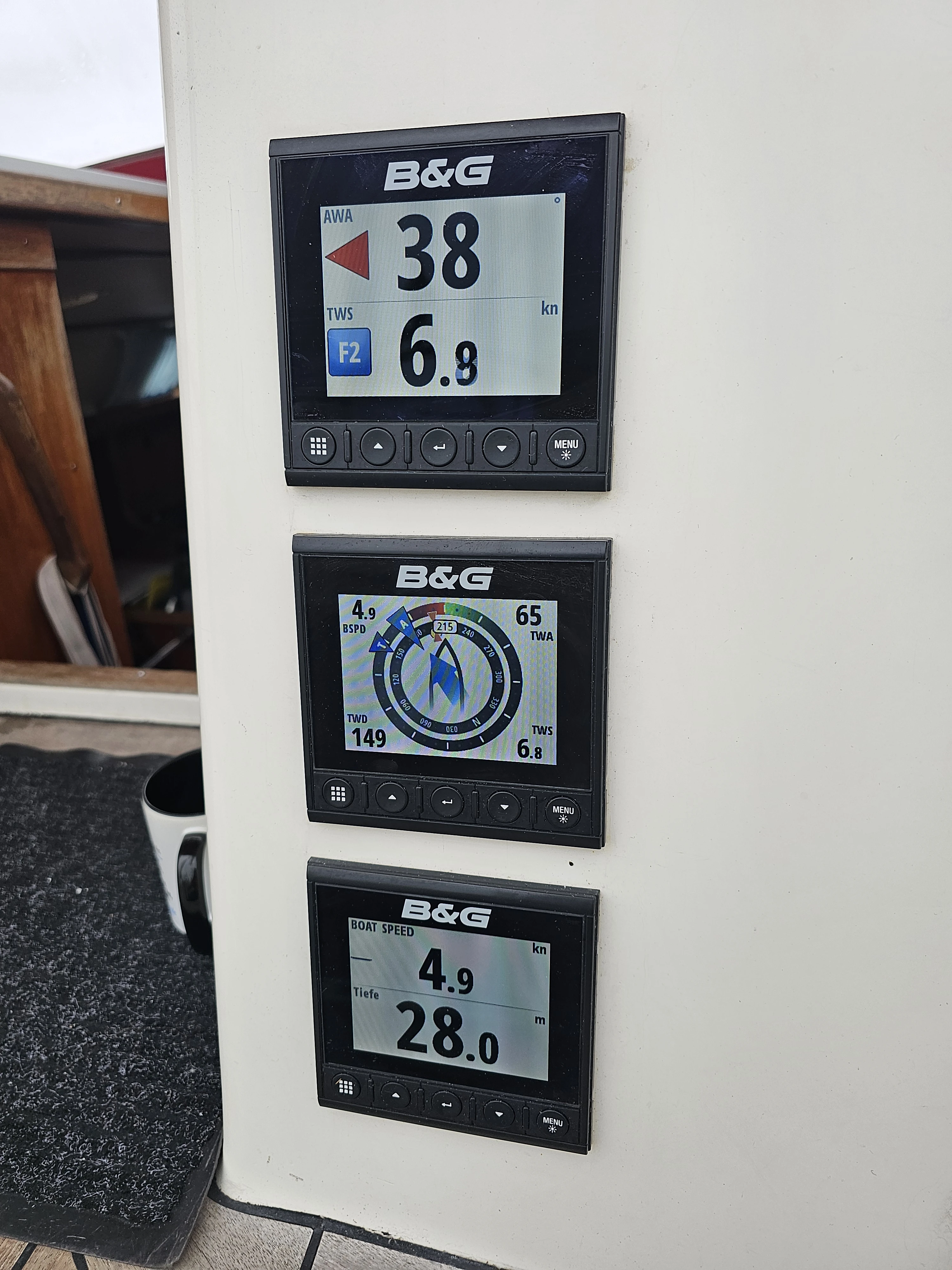 bei 6,8kn Wind immerhin 4,8kn Fahrt