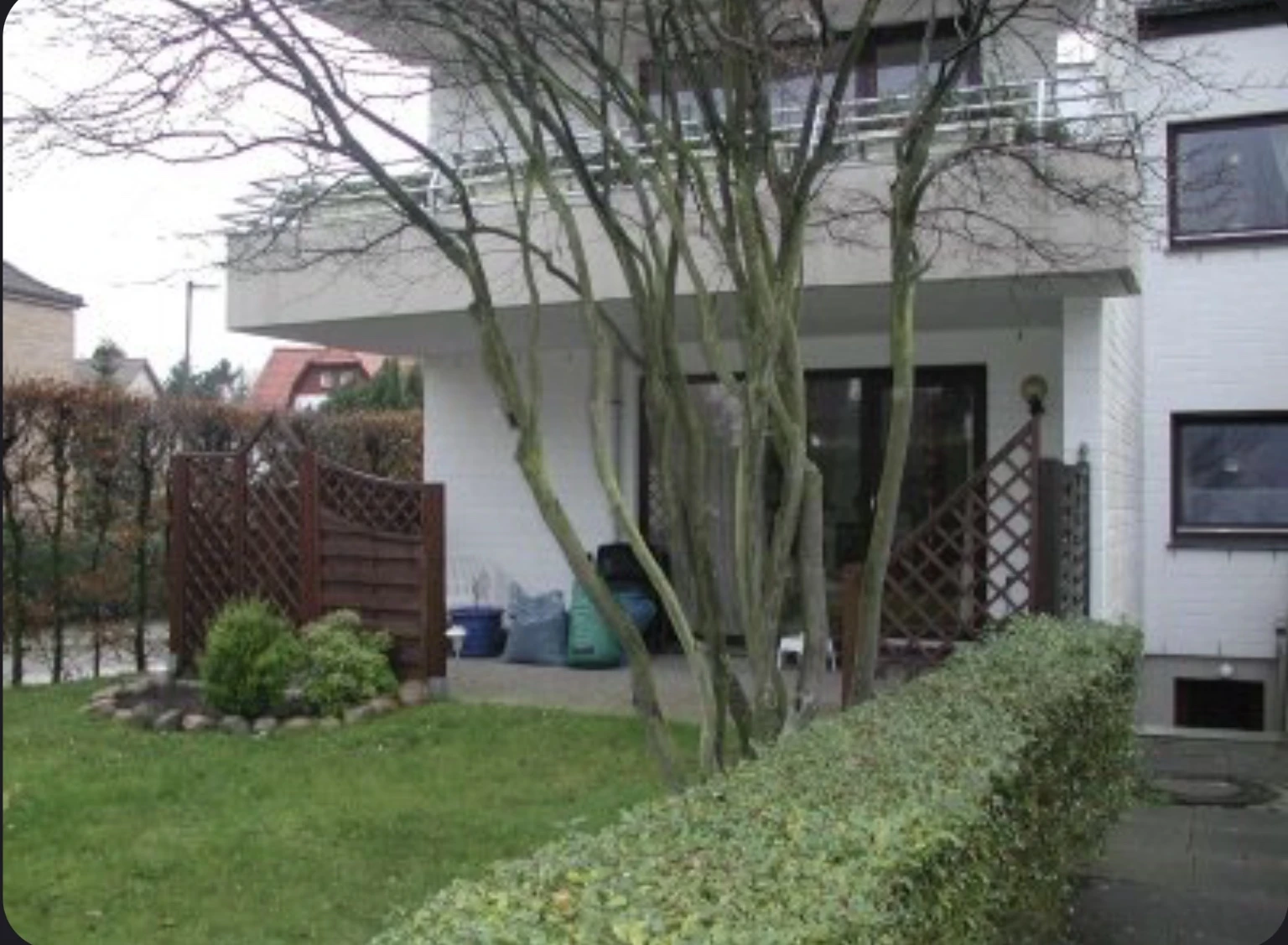 EG Wohnung, eigener Garten,Barriere frei