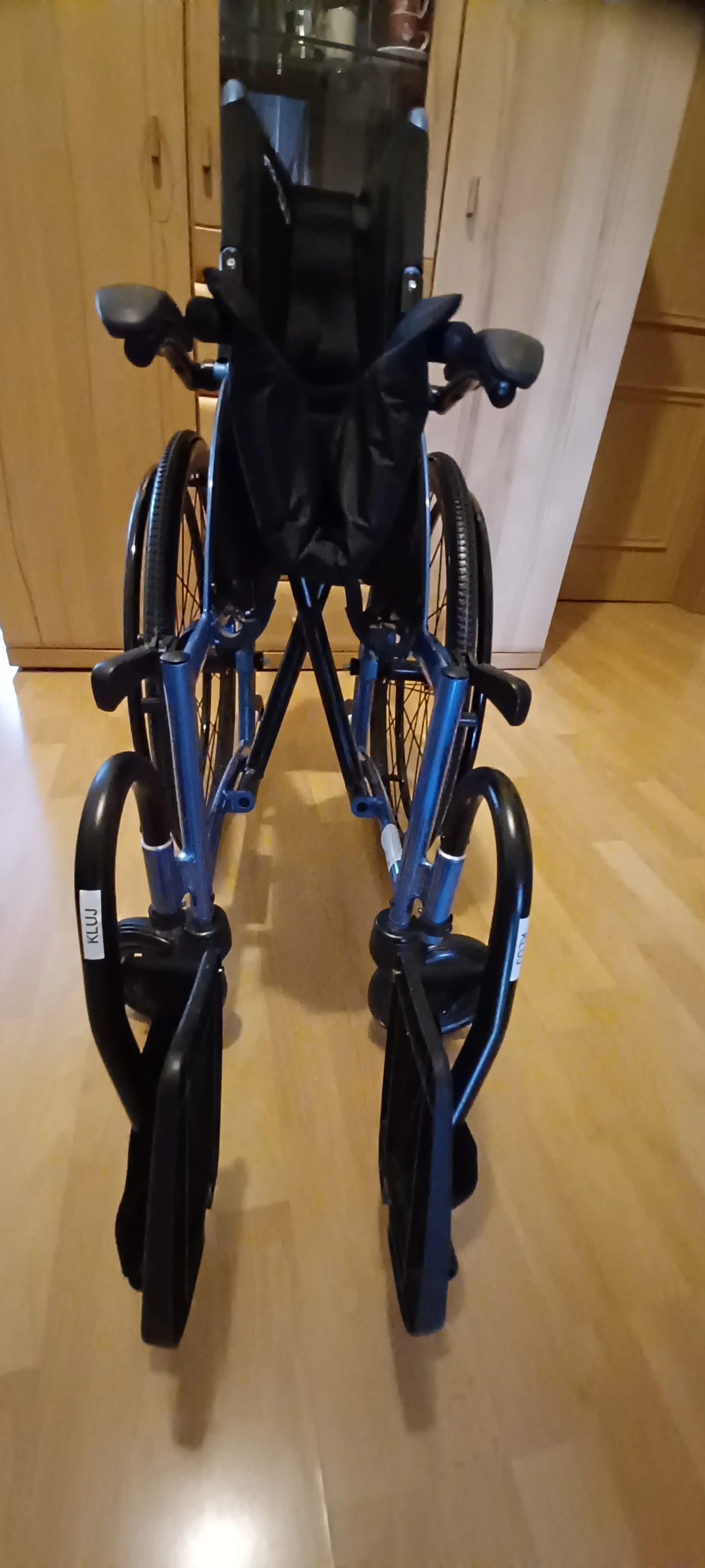 Rollstuhl 