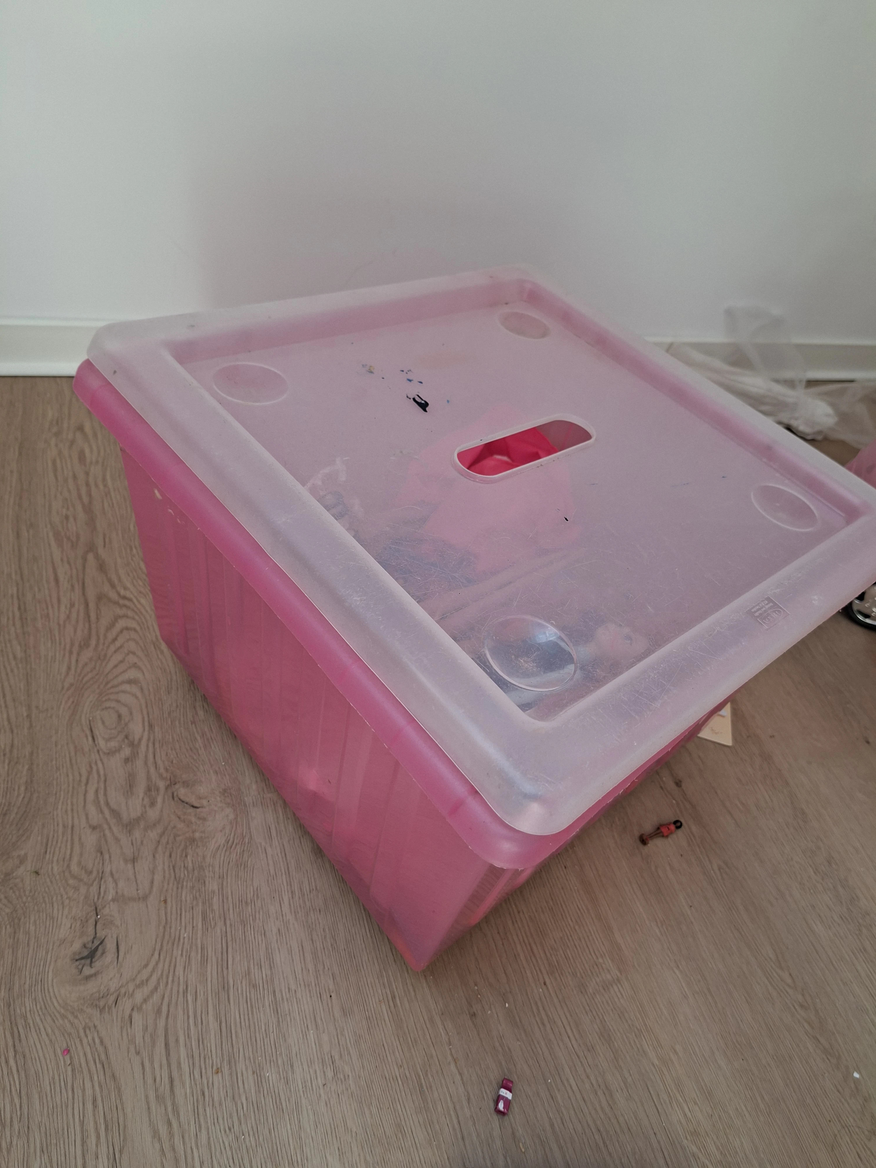 Spielzeugbox