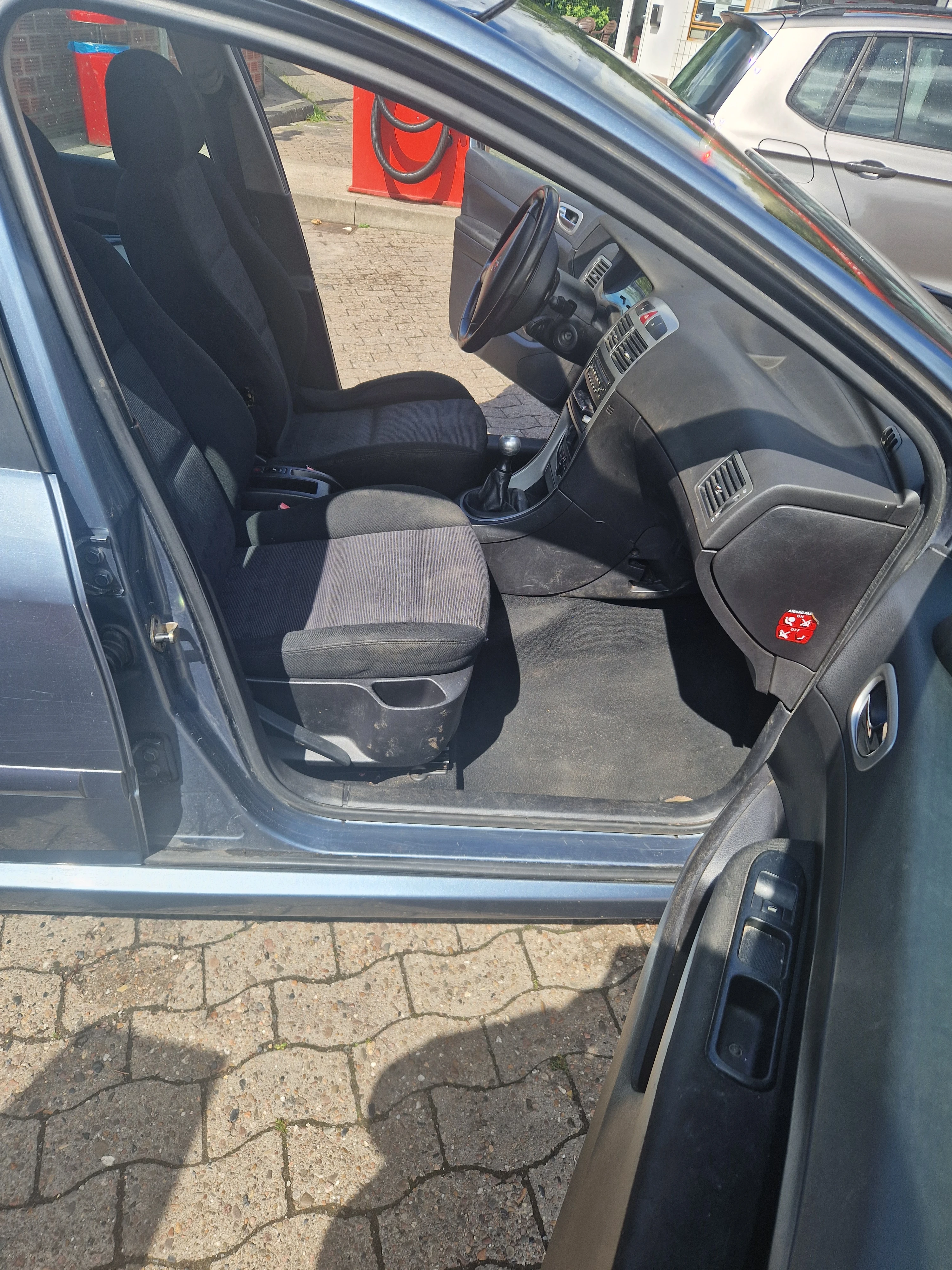 In Raum muss gereinigt werden 