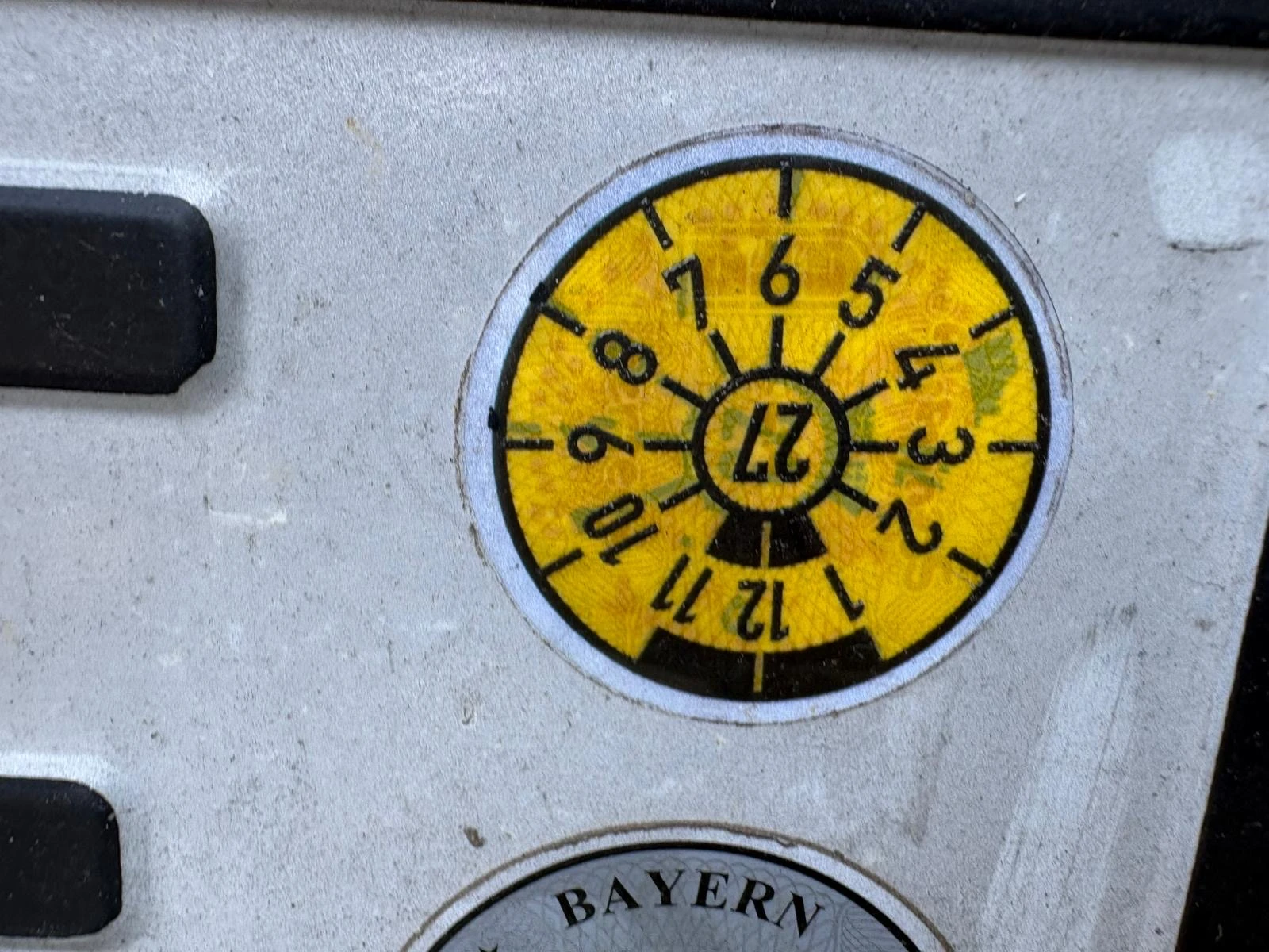 TÜV bis 2027 