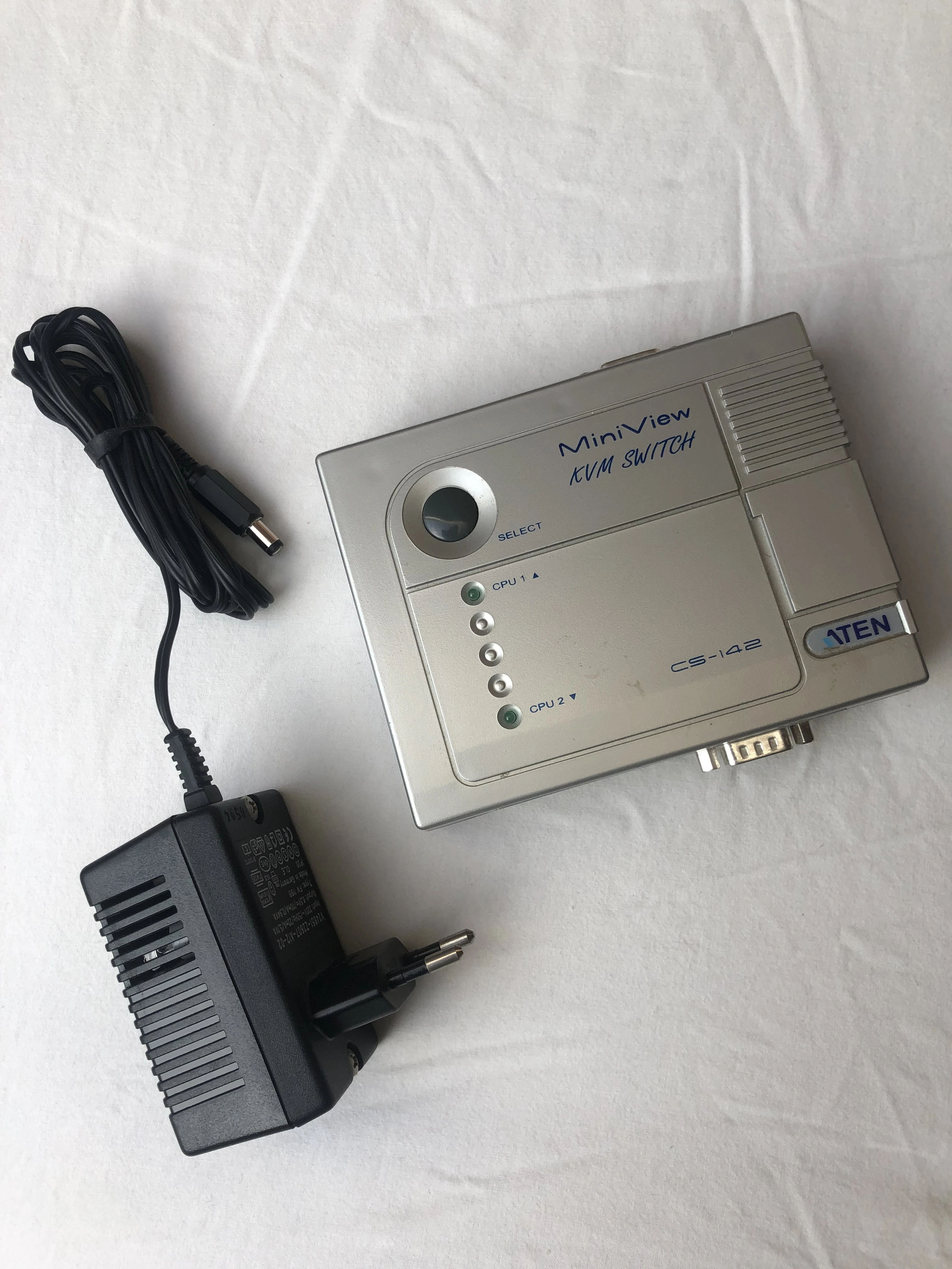   Aten CS-142 MiniView KVM-Switch / PC-Umschalter 