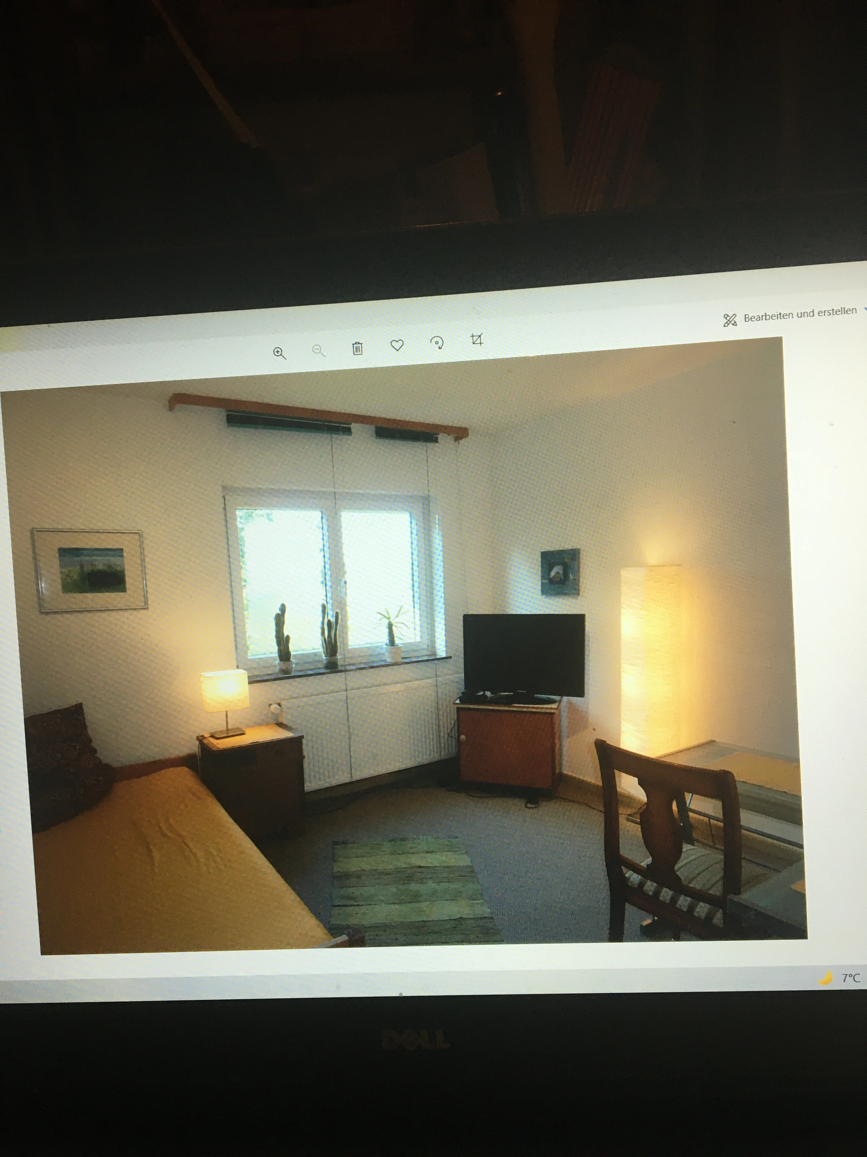 Bett + Nachttisch 
