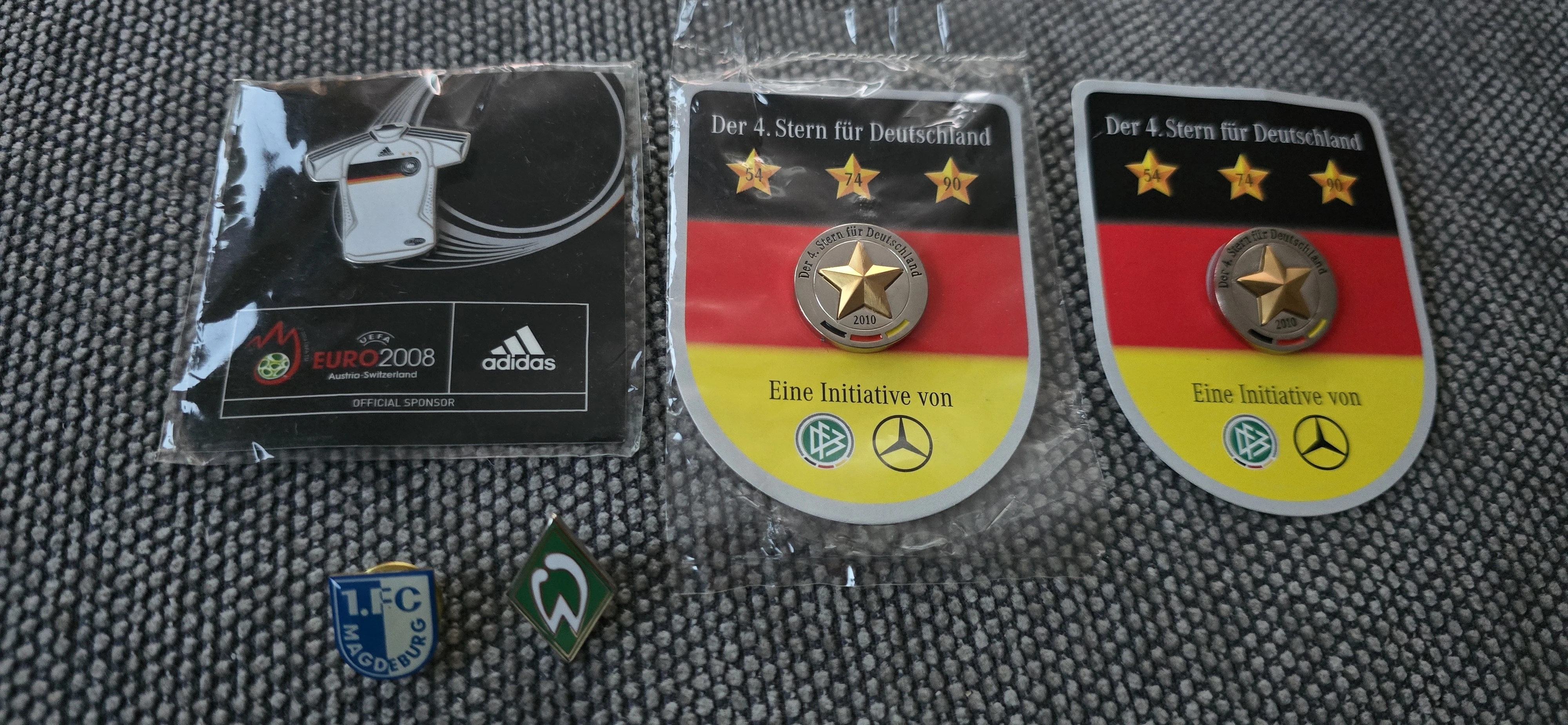 Fußball Pins