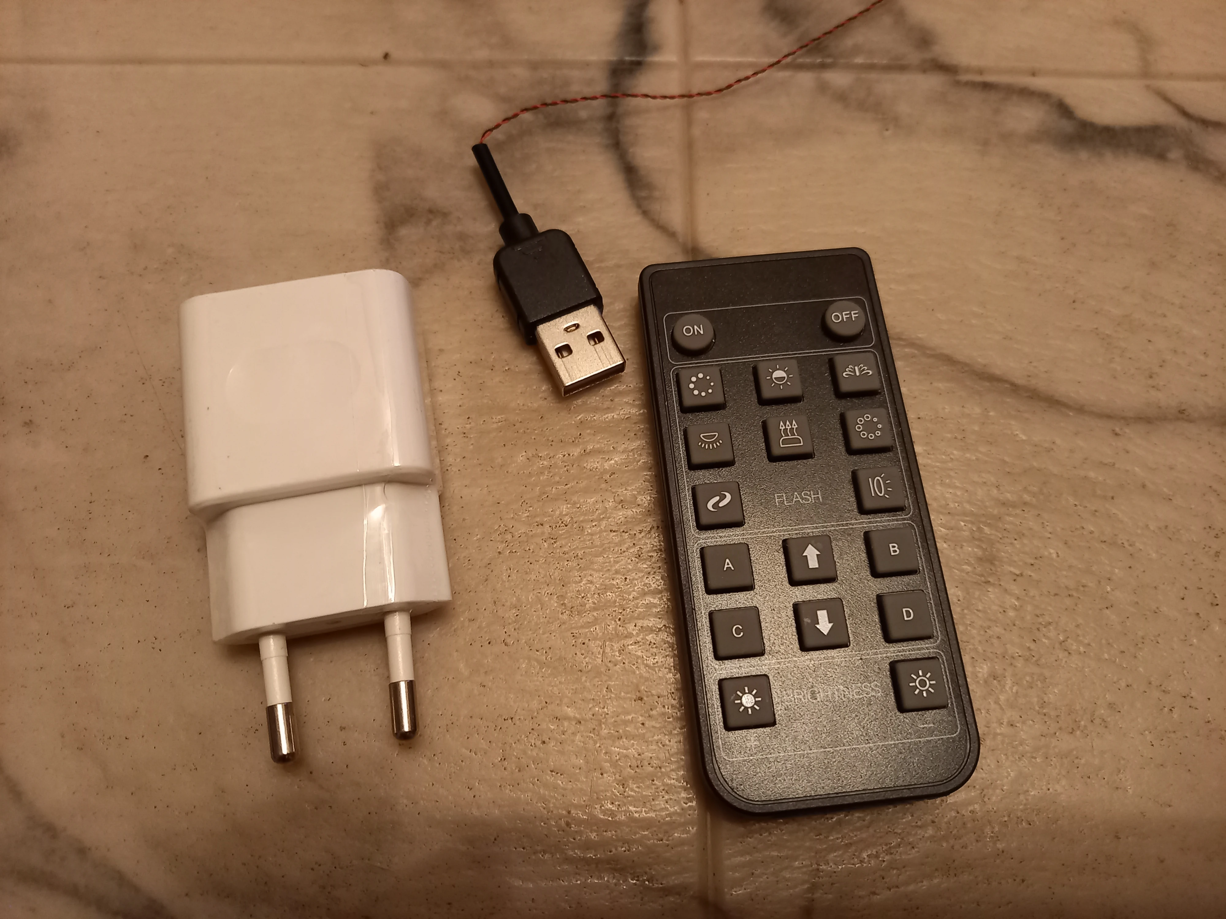 Fernbedienung/ netzstecker