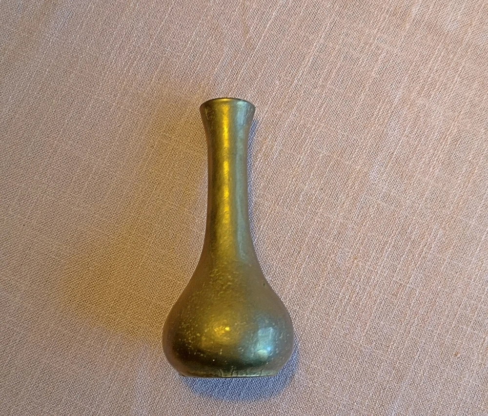 Vase, liegend