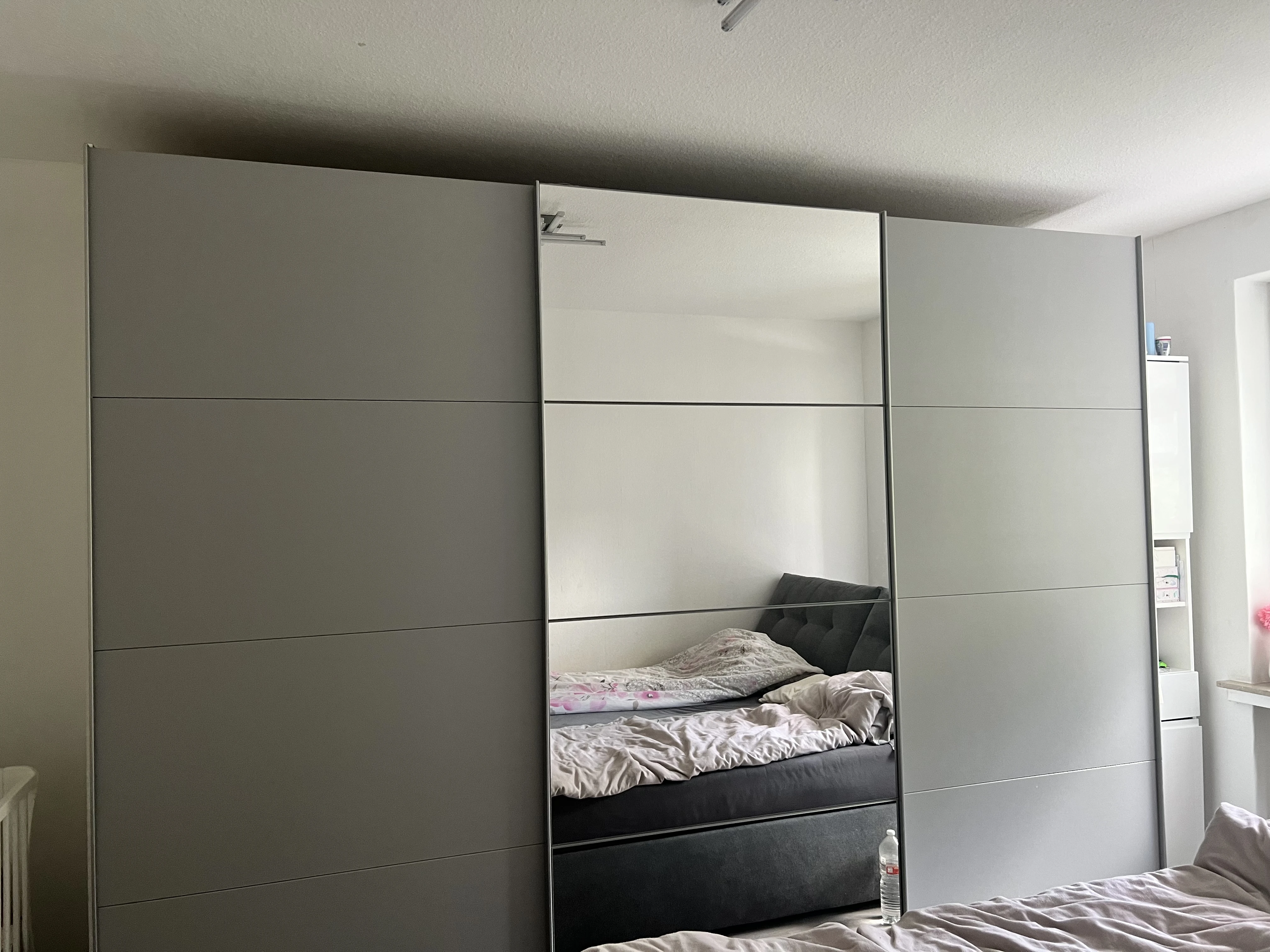 Schrank