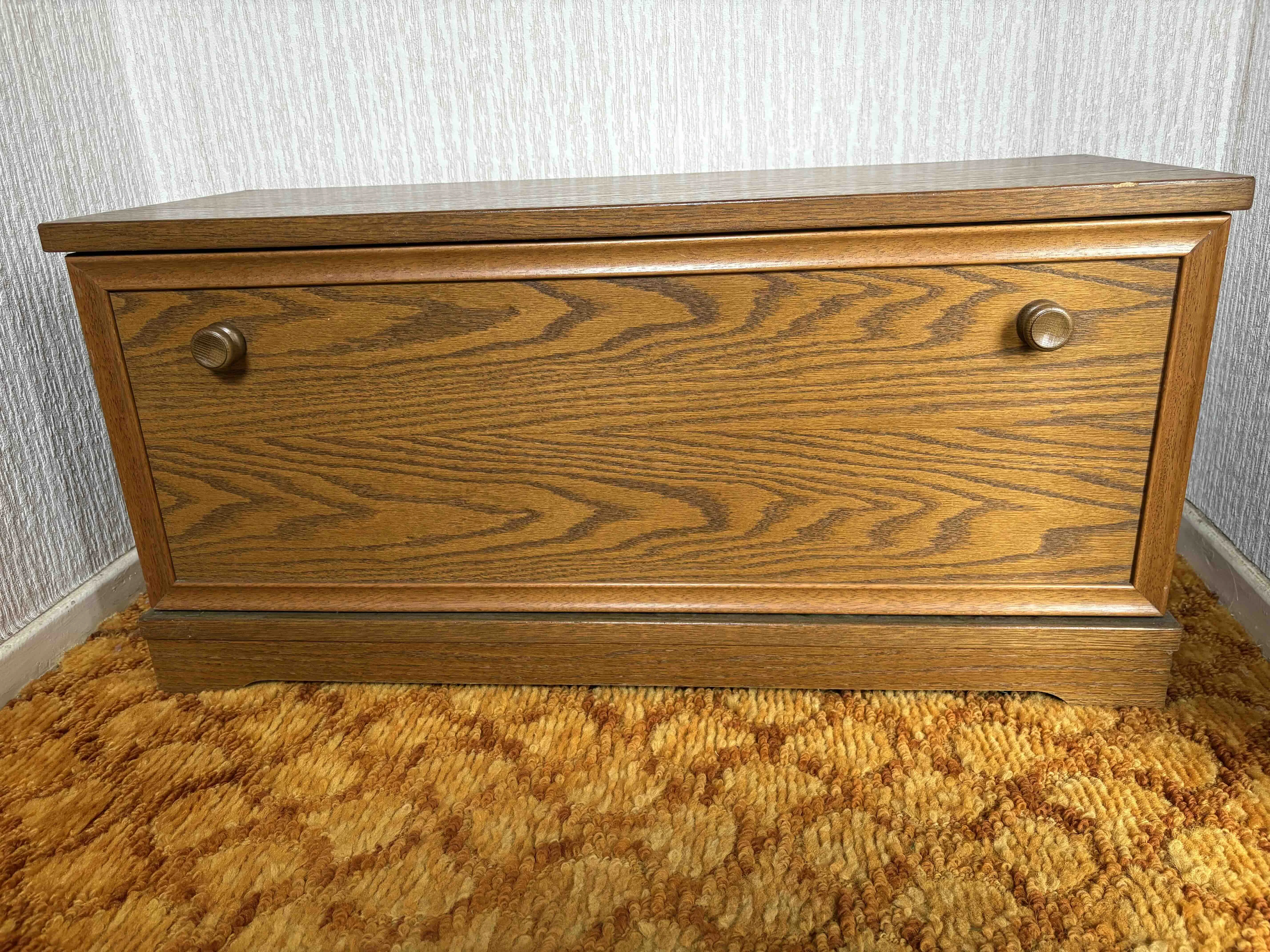 Schrank von außen