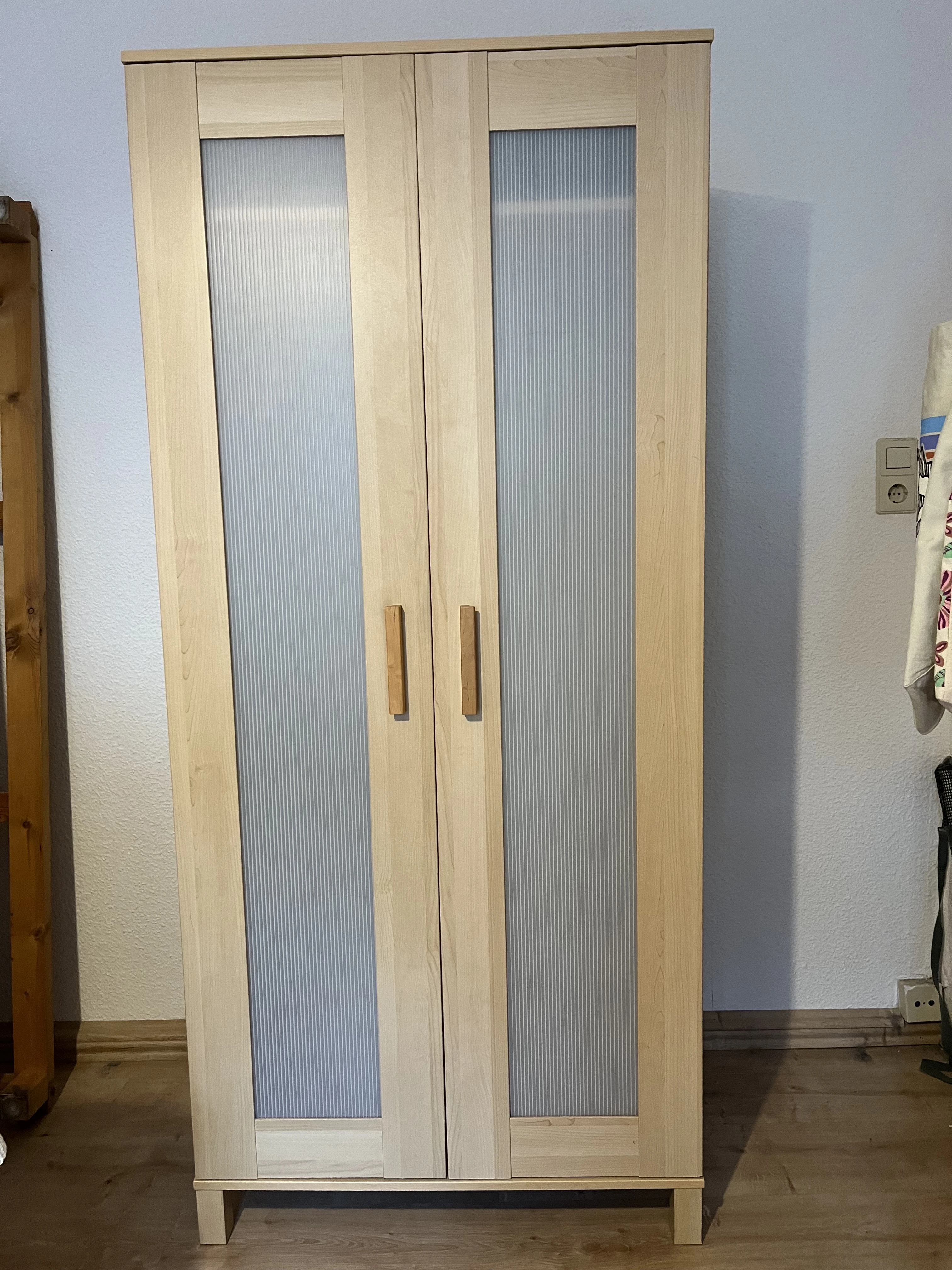 Kleiderschrank Aneboda Ikea zu verschenken - Schwarzes Brett auf bremen.de