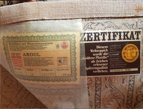 Zertifikat Teppich