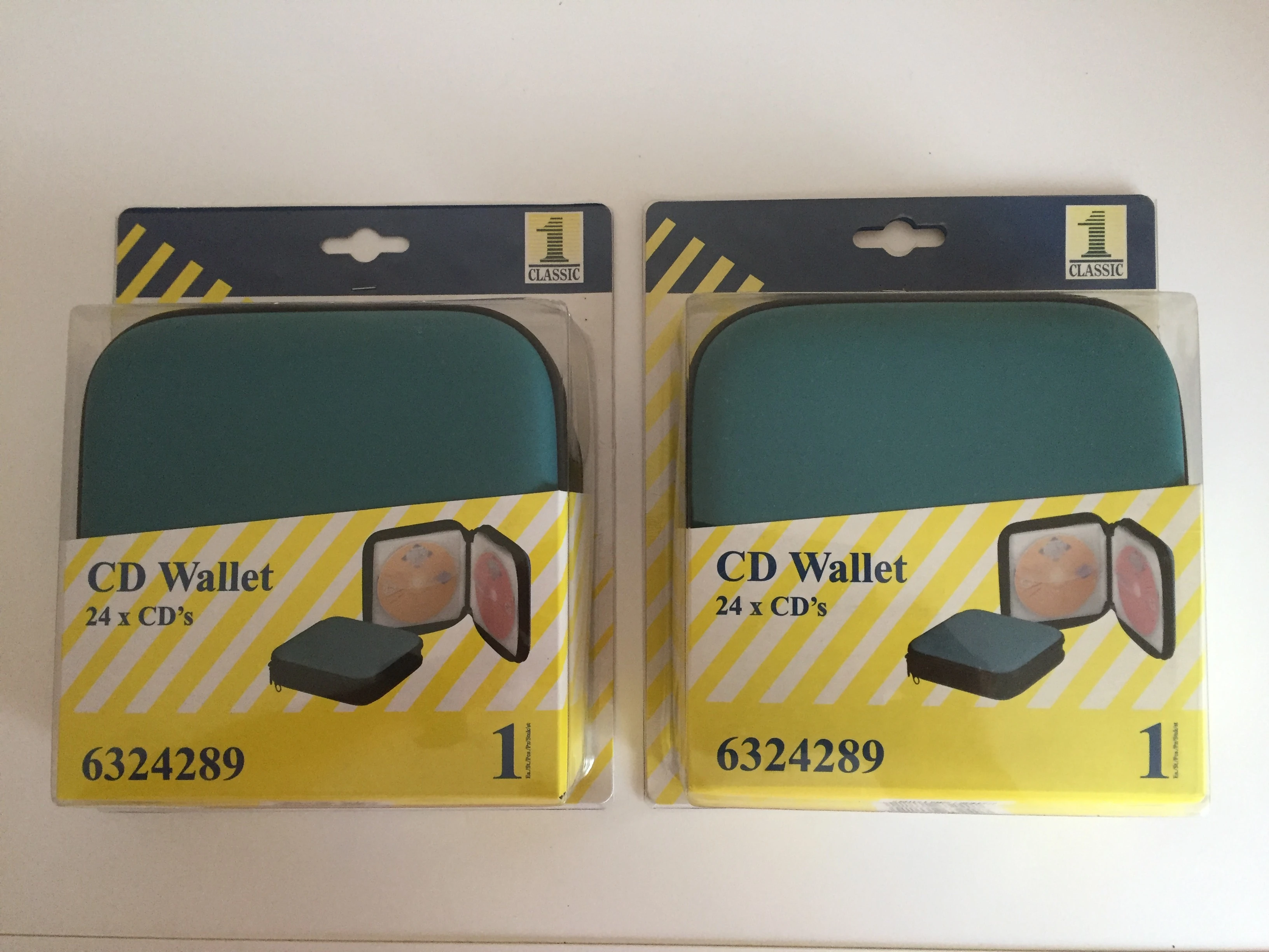 Hochwertige CD/DVD Taschen -NEU- 
