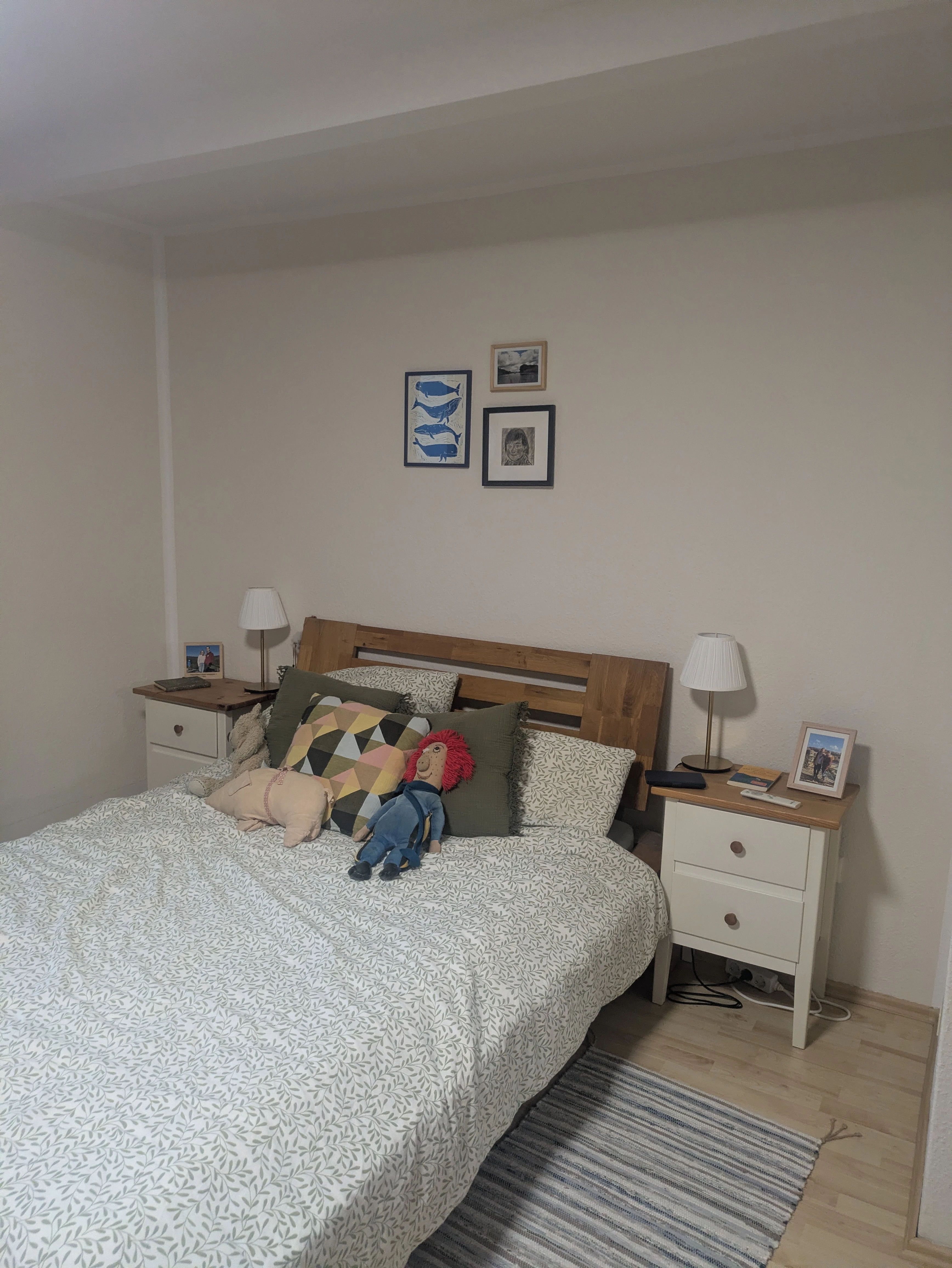 Schlafzimmer/Bedroom