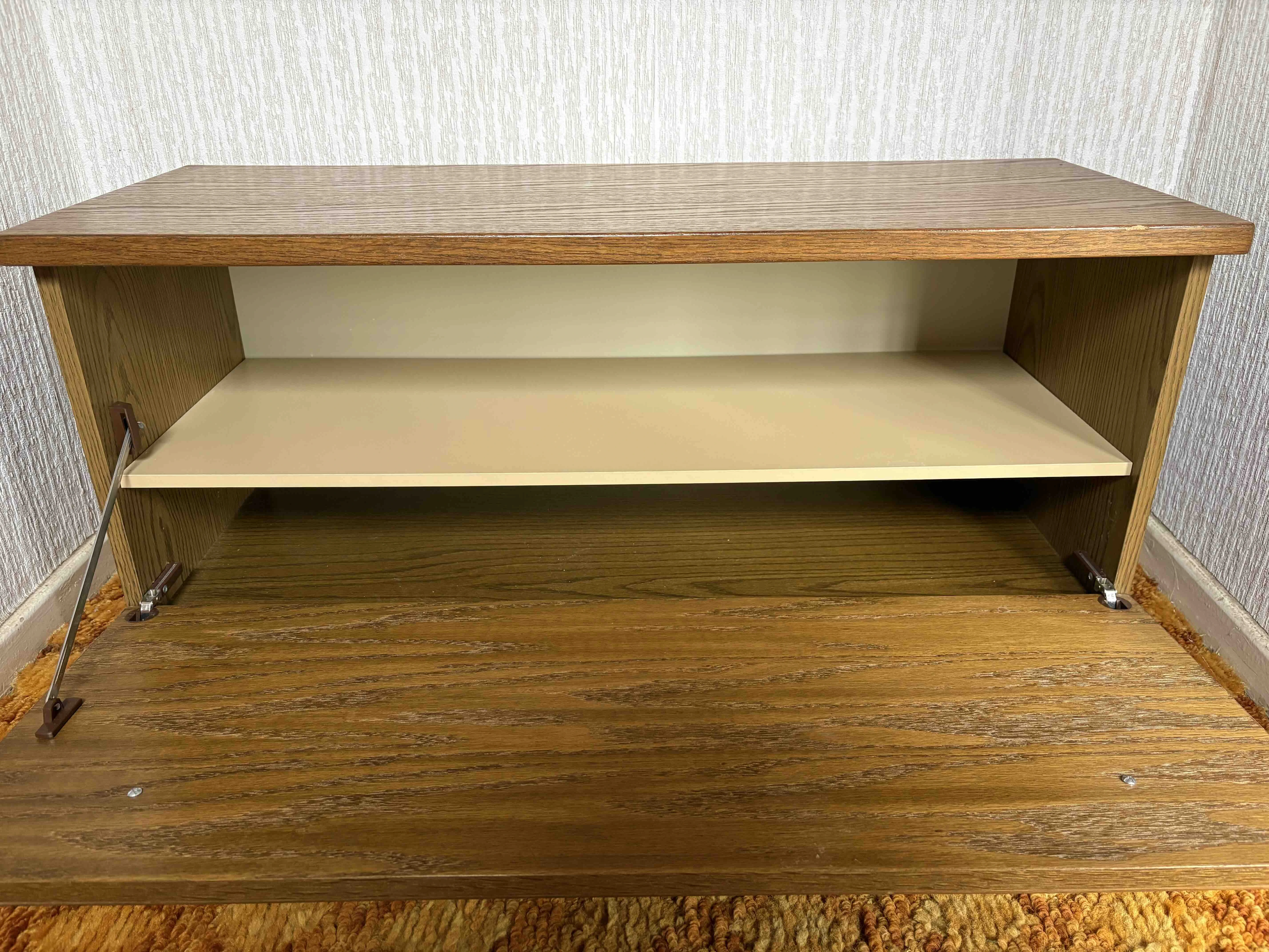 Schrank von innen