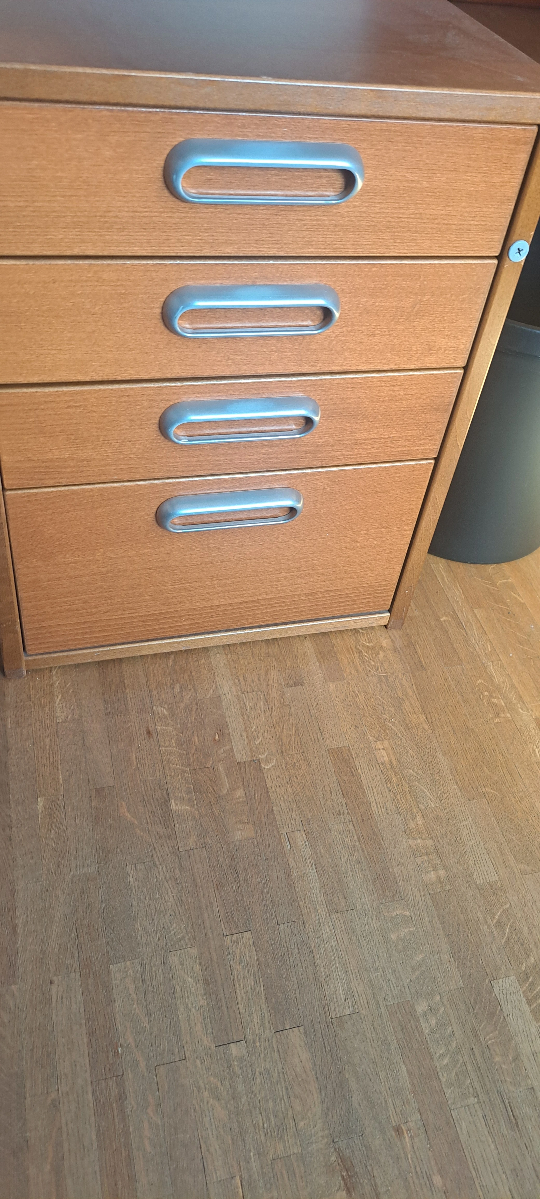 Container schrank