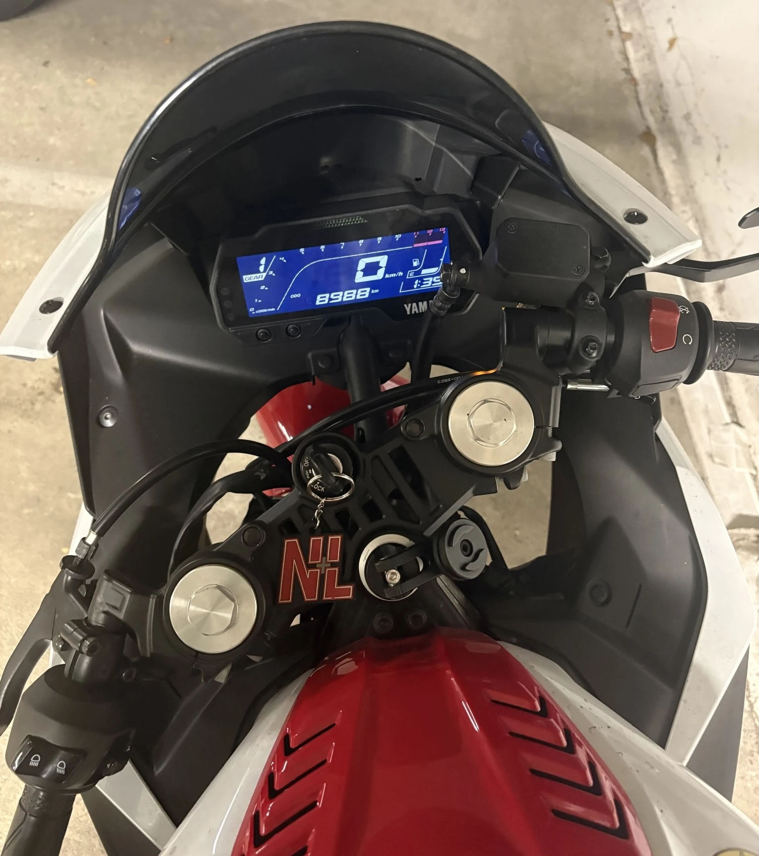 Tachometer