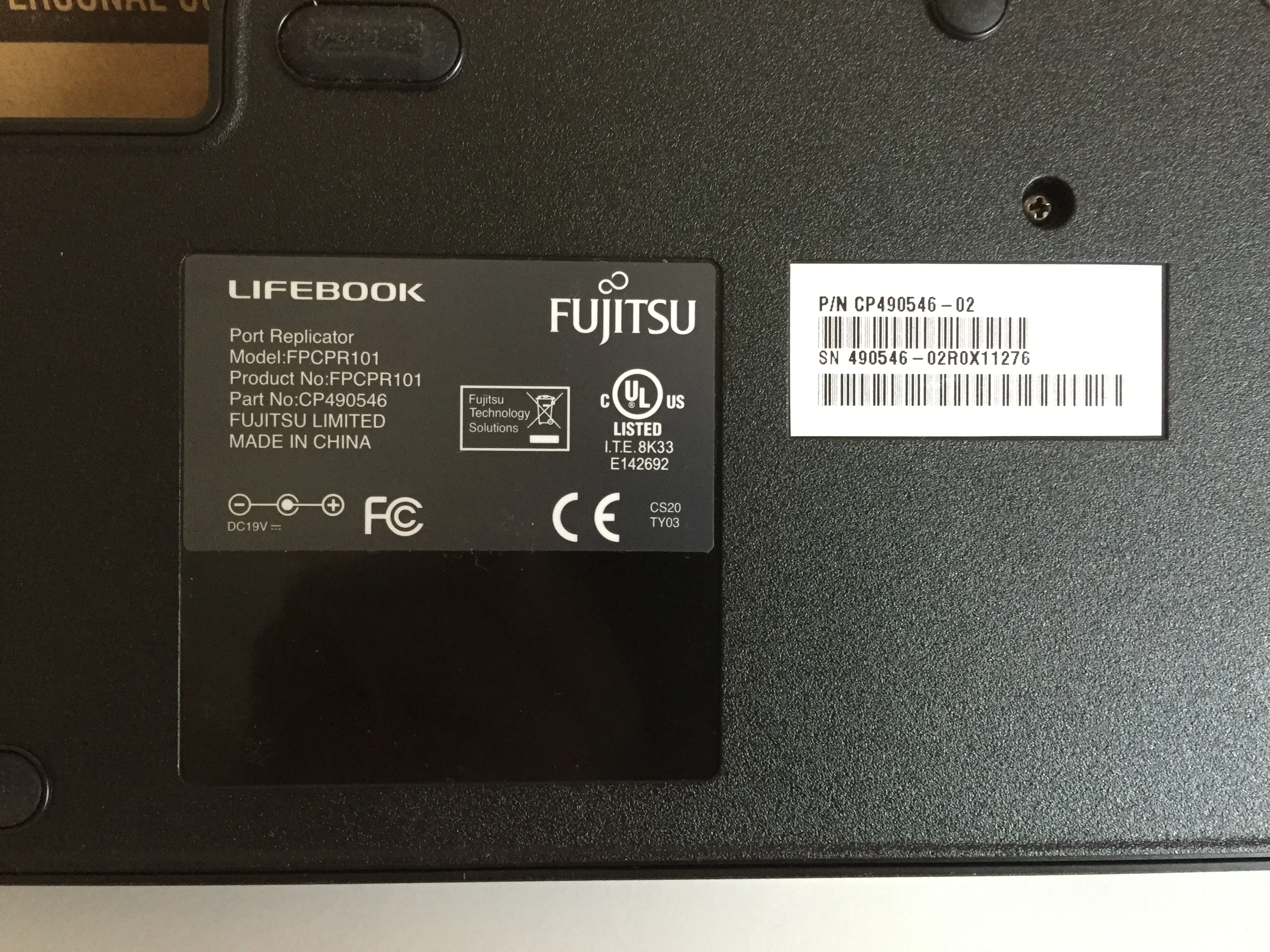   Fujitsu Notebook Docking-Station/Port Replicator 