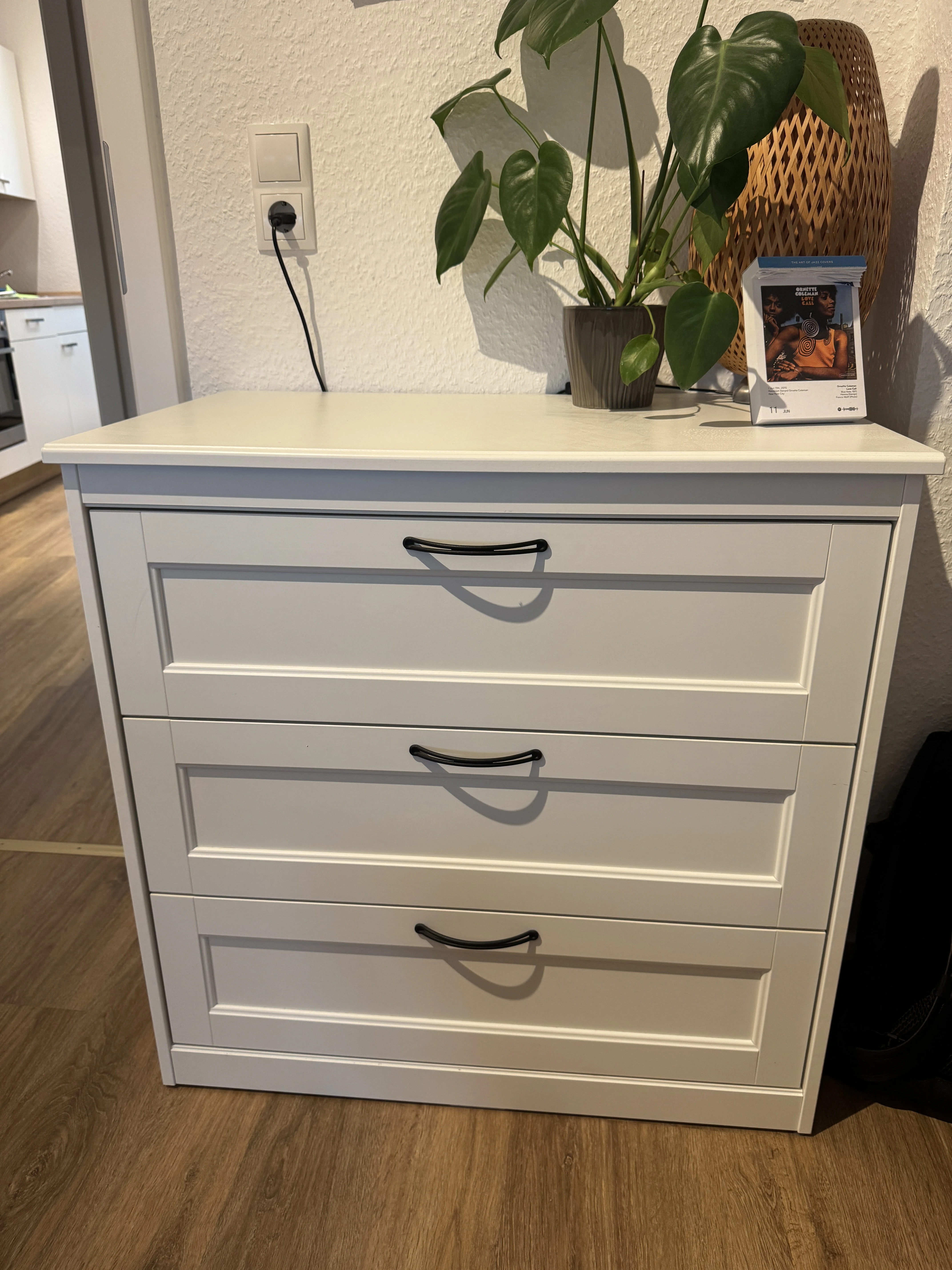 3 Schubladen, reichlich Platz