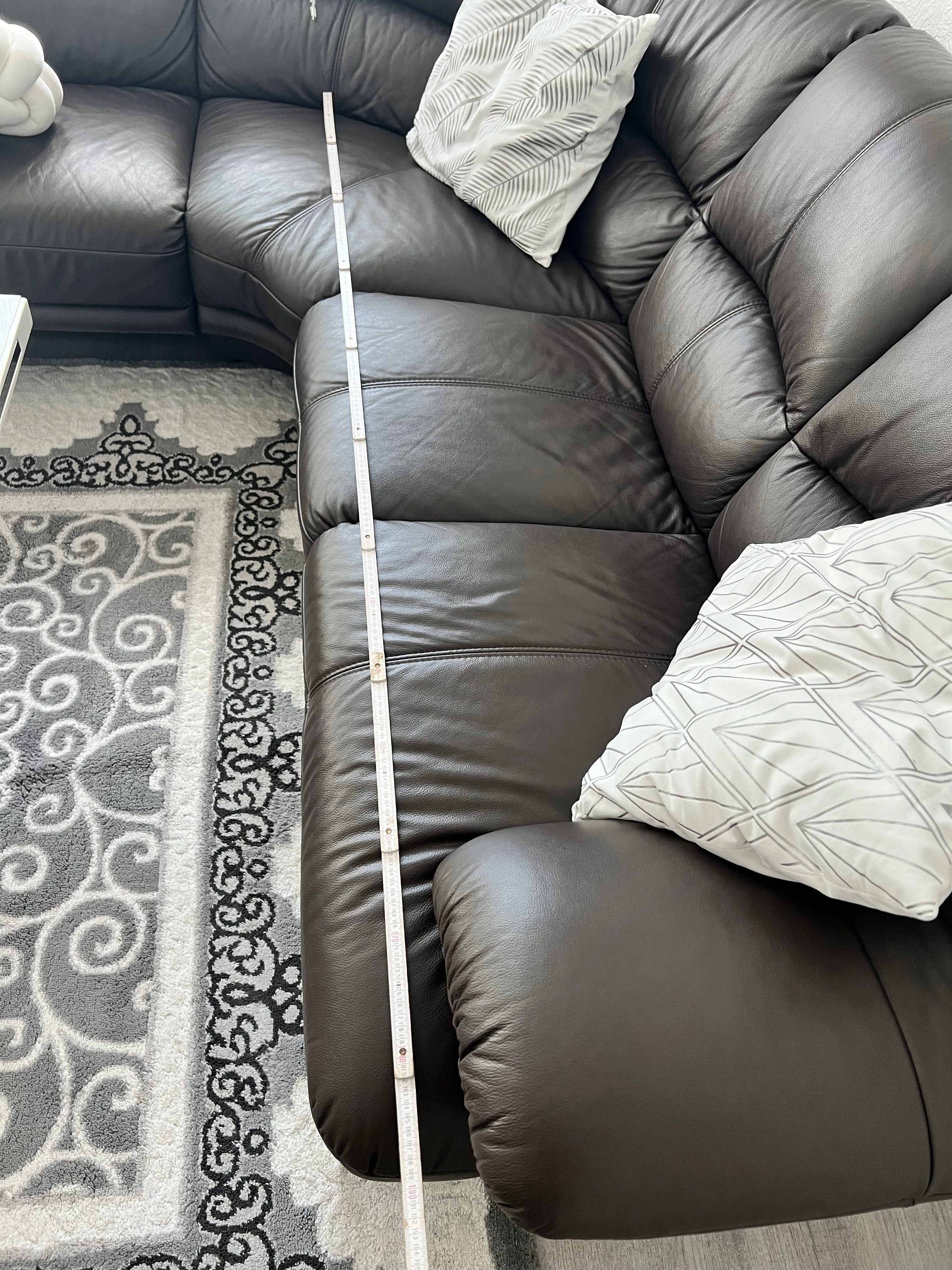 Sofa m