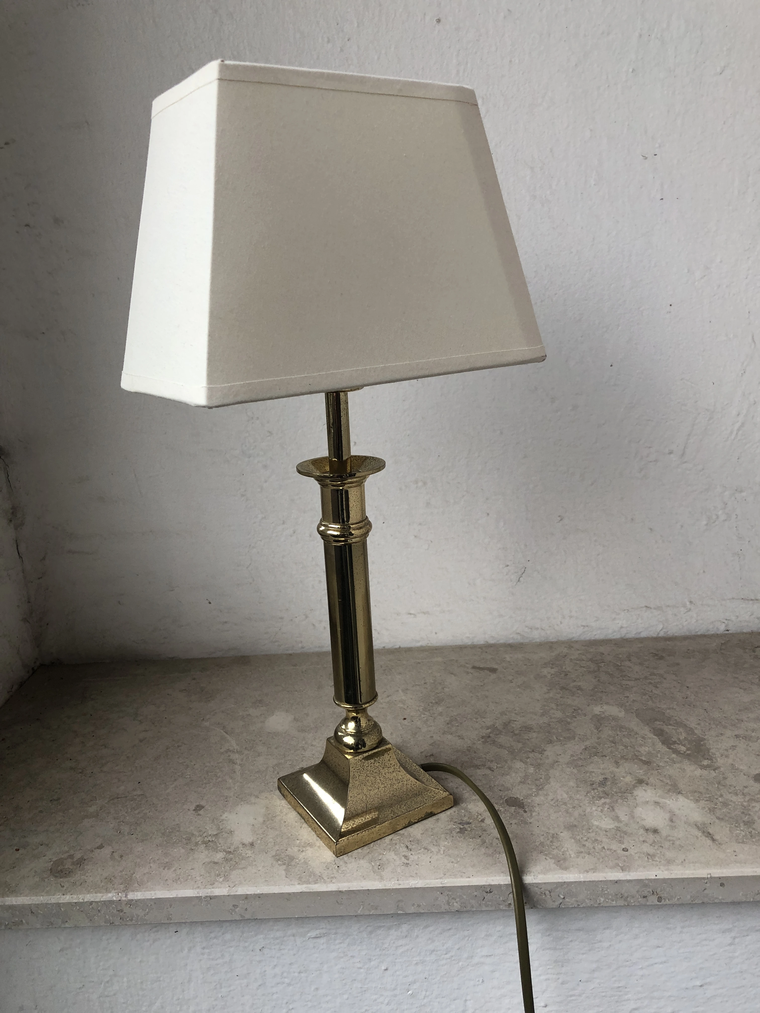Messingstehlampe