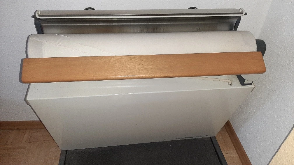 Geräthöhe etwa 1 Meter