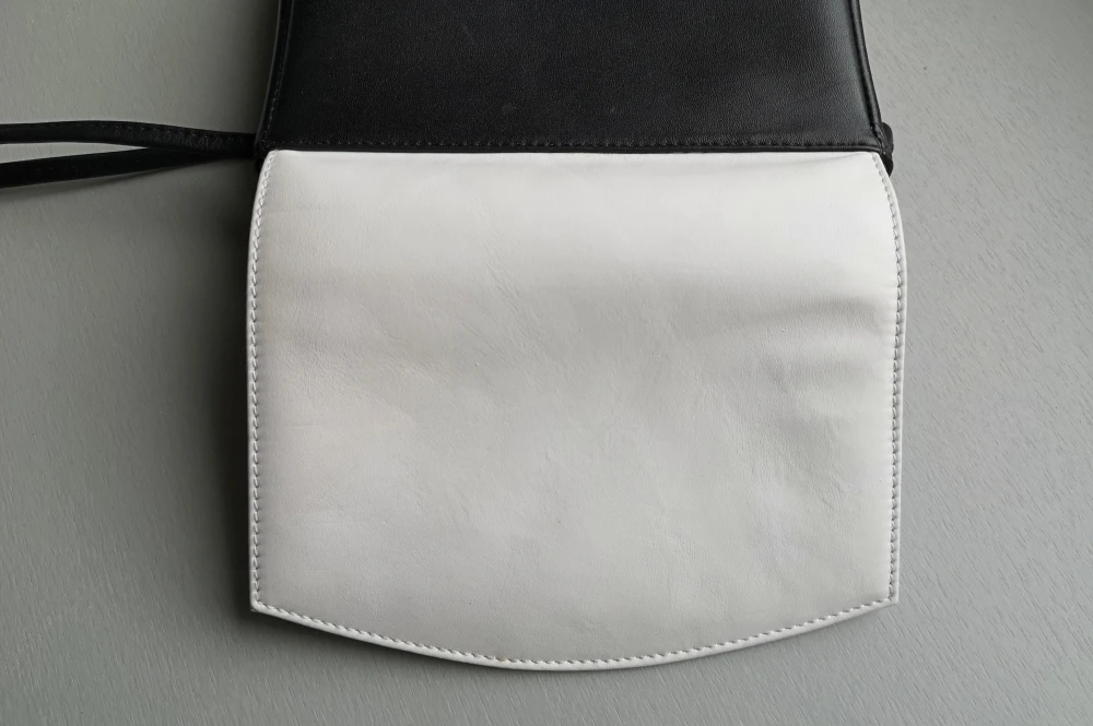 Handtasche