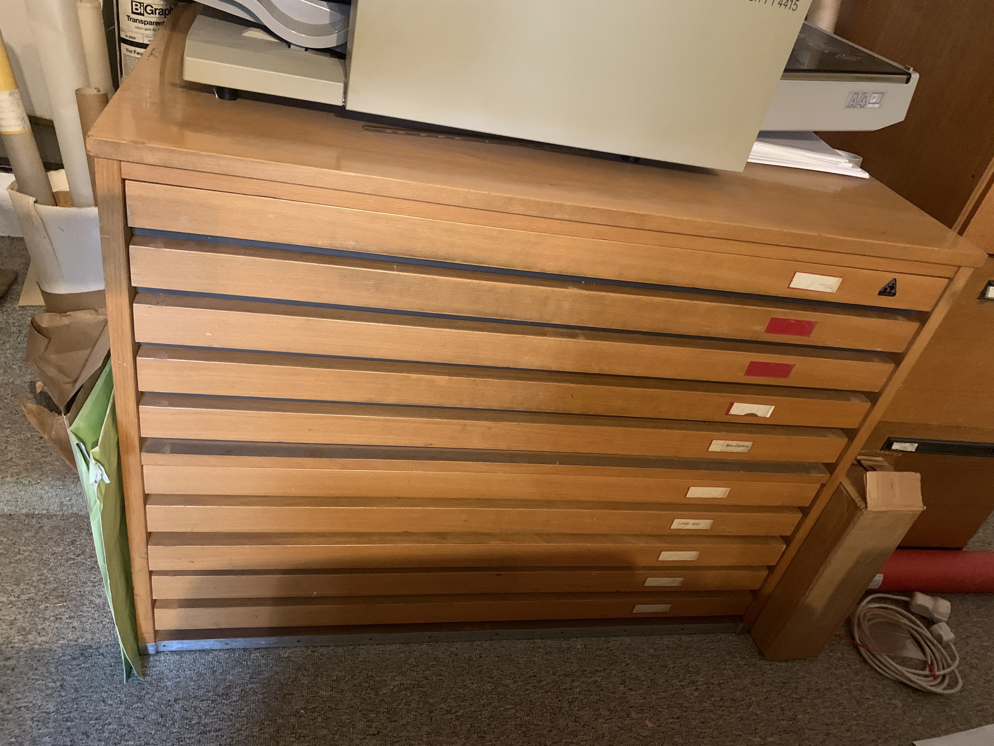 Zeichenschrank komplett