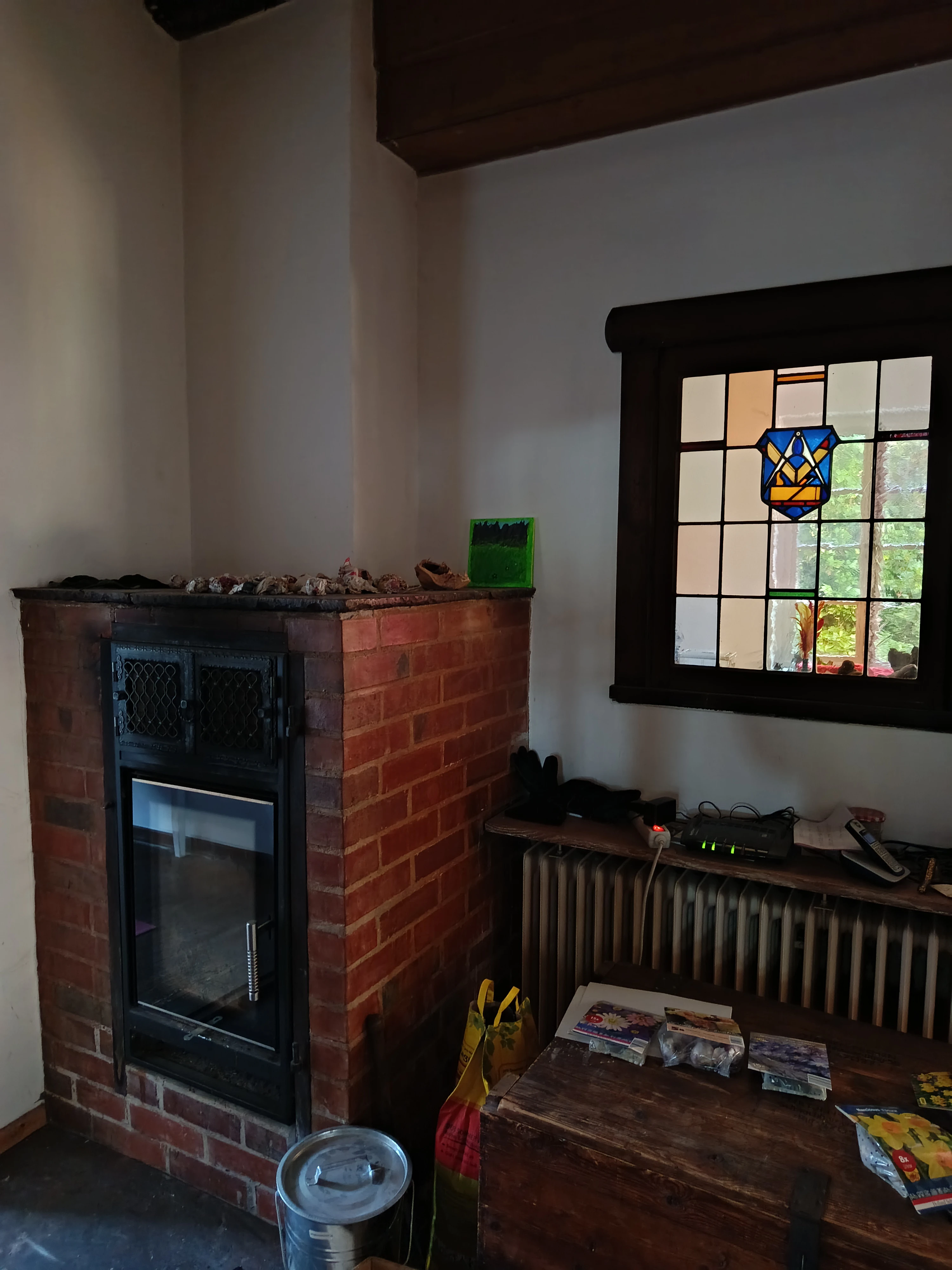 Ofen mit dem das Haus im Winter gebeizt wird 