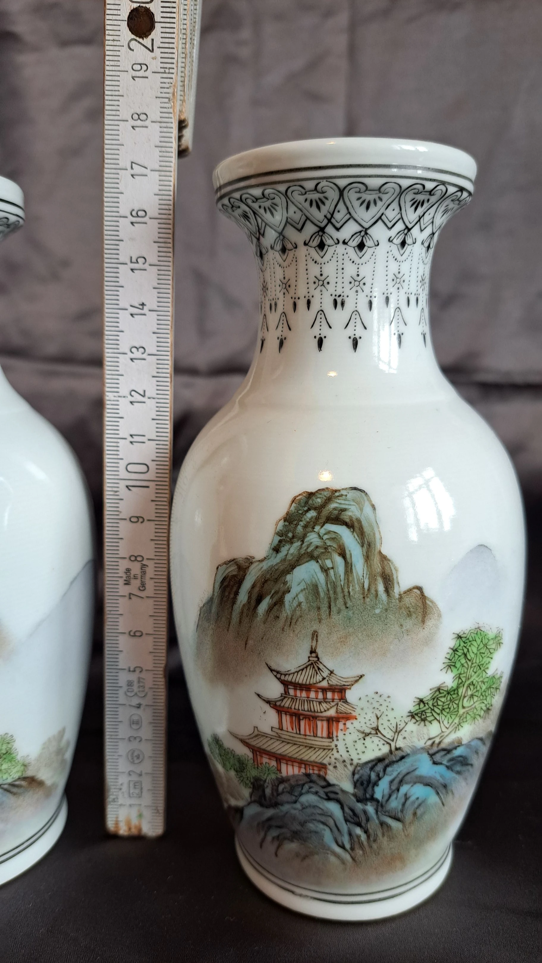 Paar chinesische Vasen Höhe