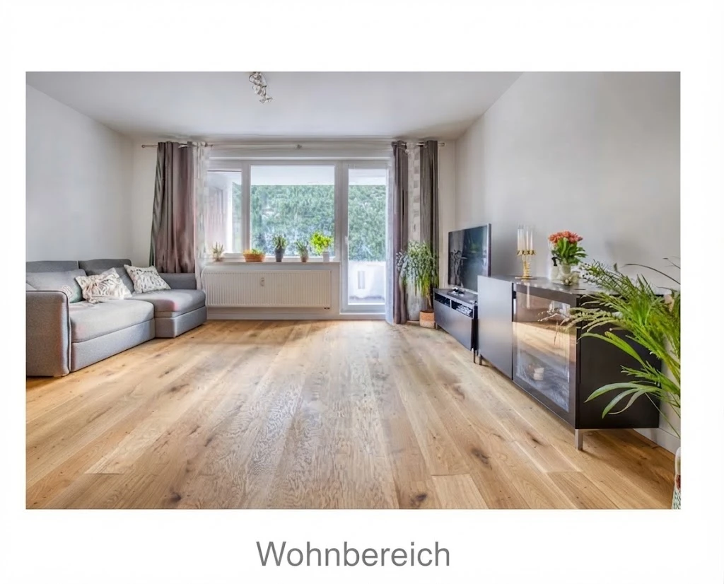 Helles Wohnzimmer mit Holzparkett