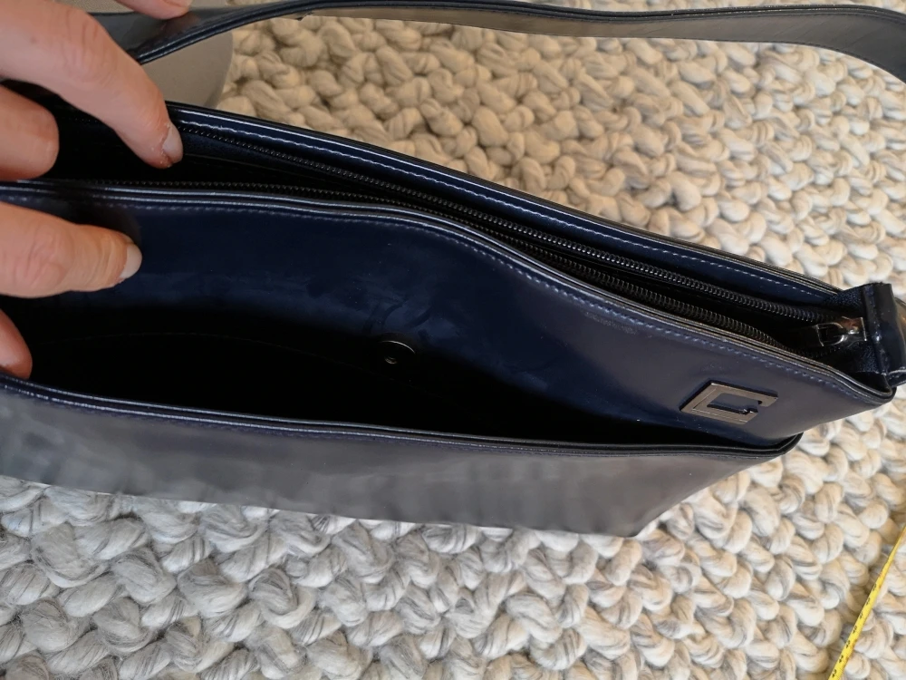 Handtasche