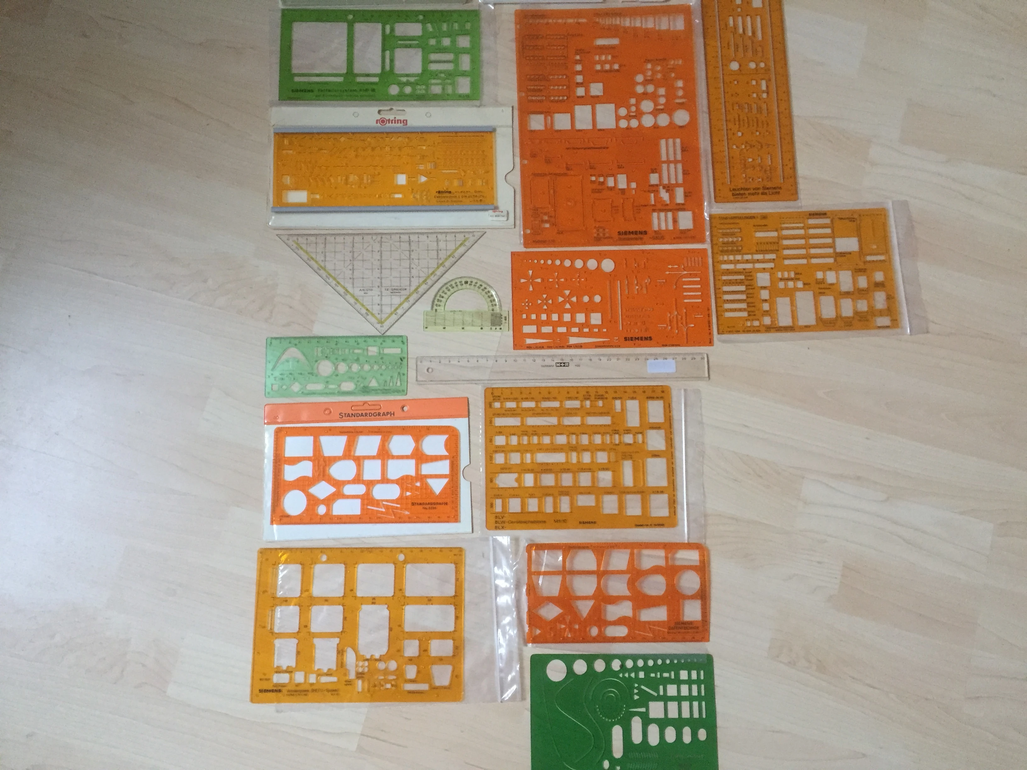   Schablonen für Schrift-/Elektrotechnik 