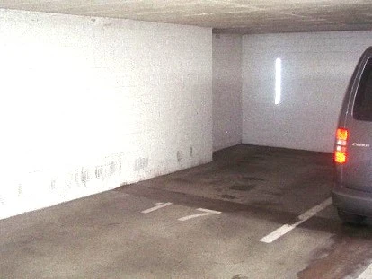 Garagenstellplatz