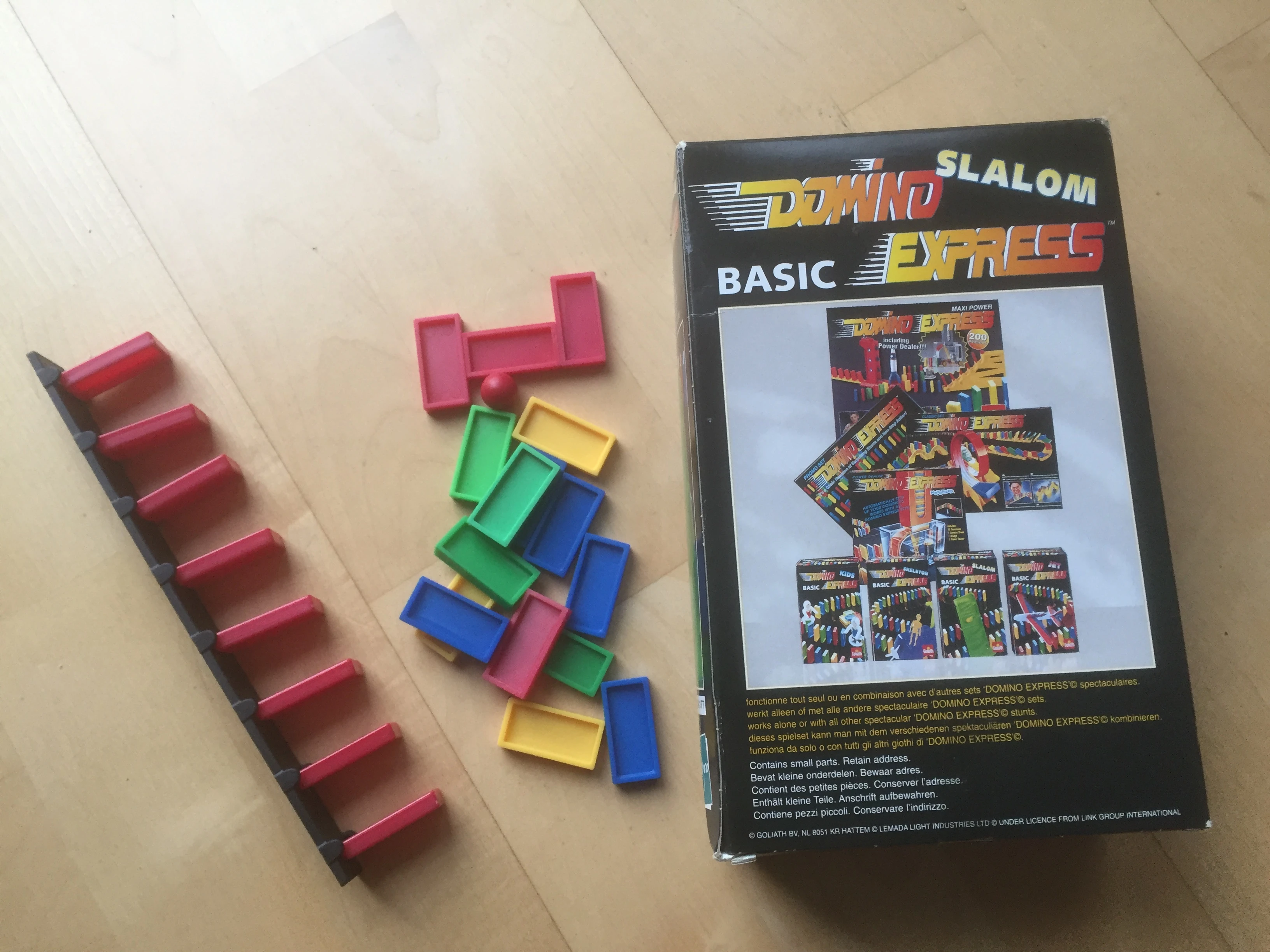Hasbro Domino Express  2 Sets 