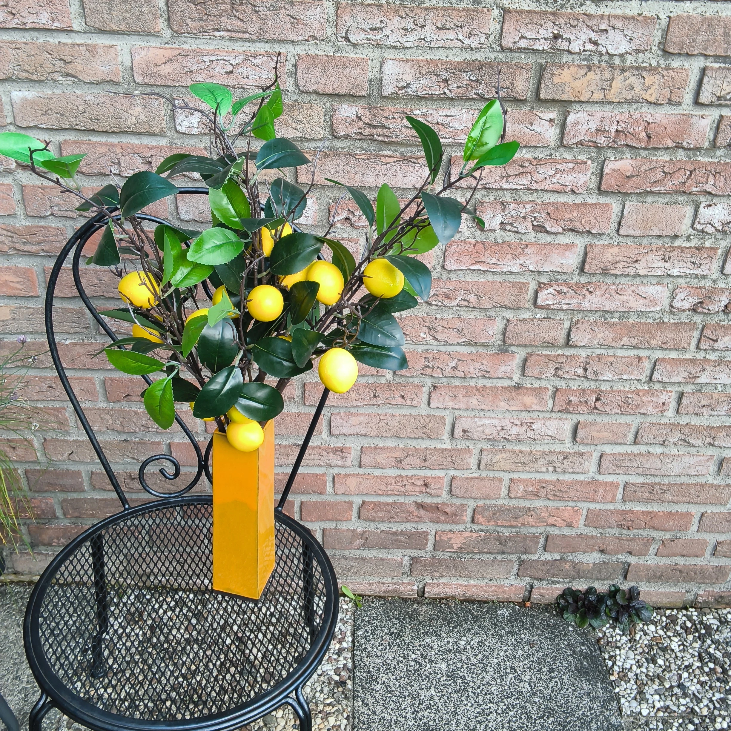 Zitronenzweige