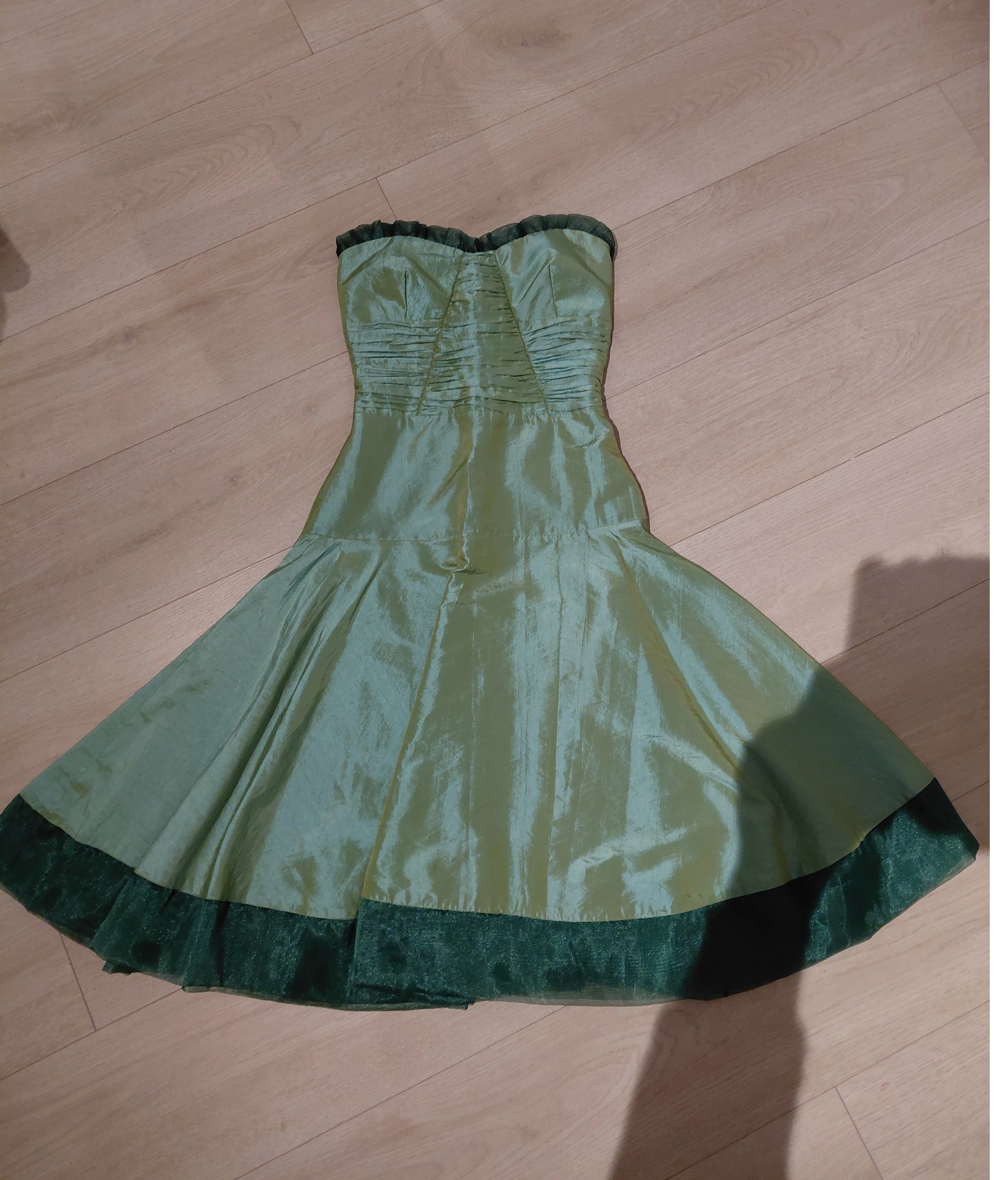 Kleid von vorne
