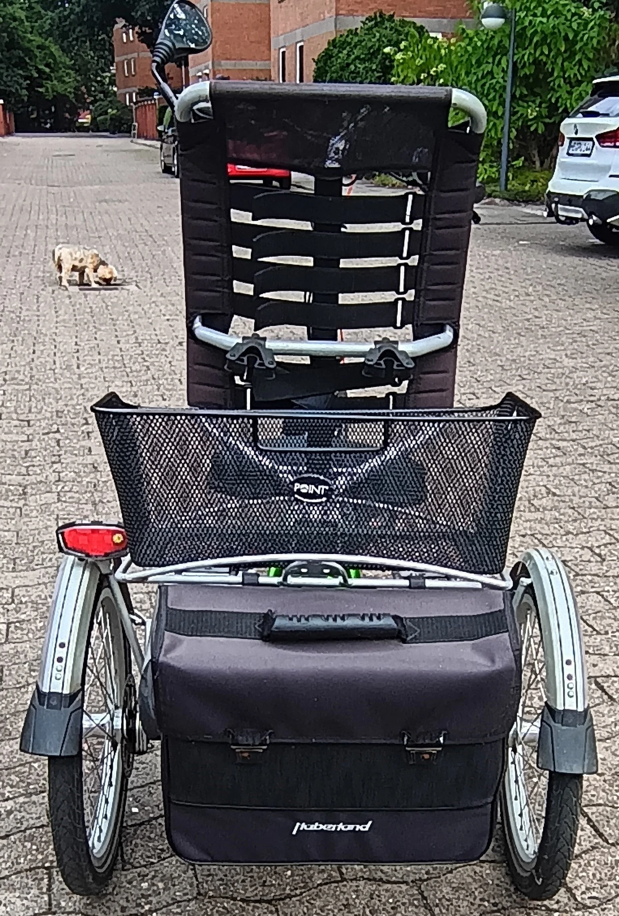 Korb hinten + Tasche hinten